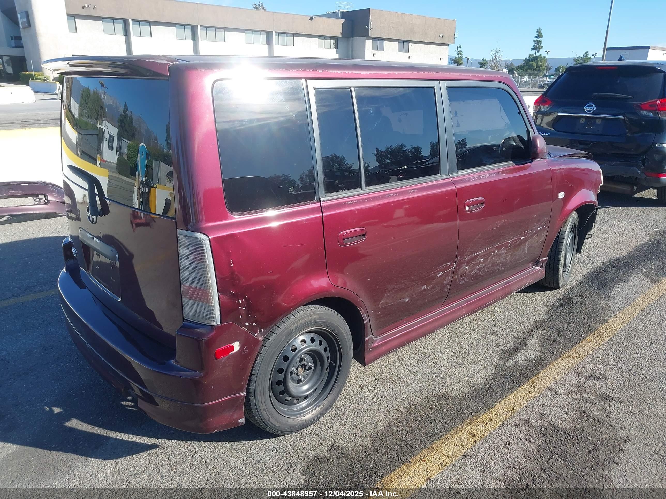 SCION XB image 4