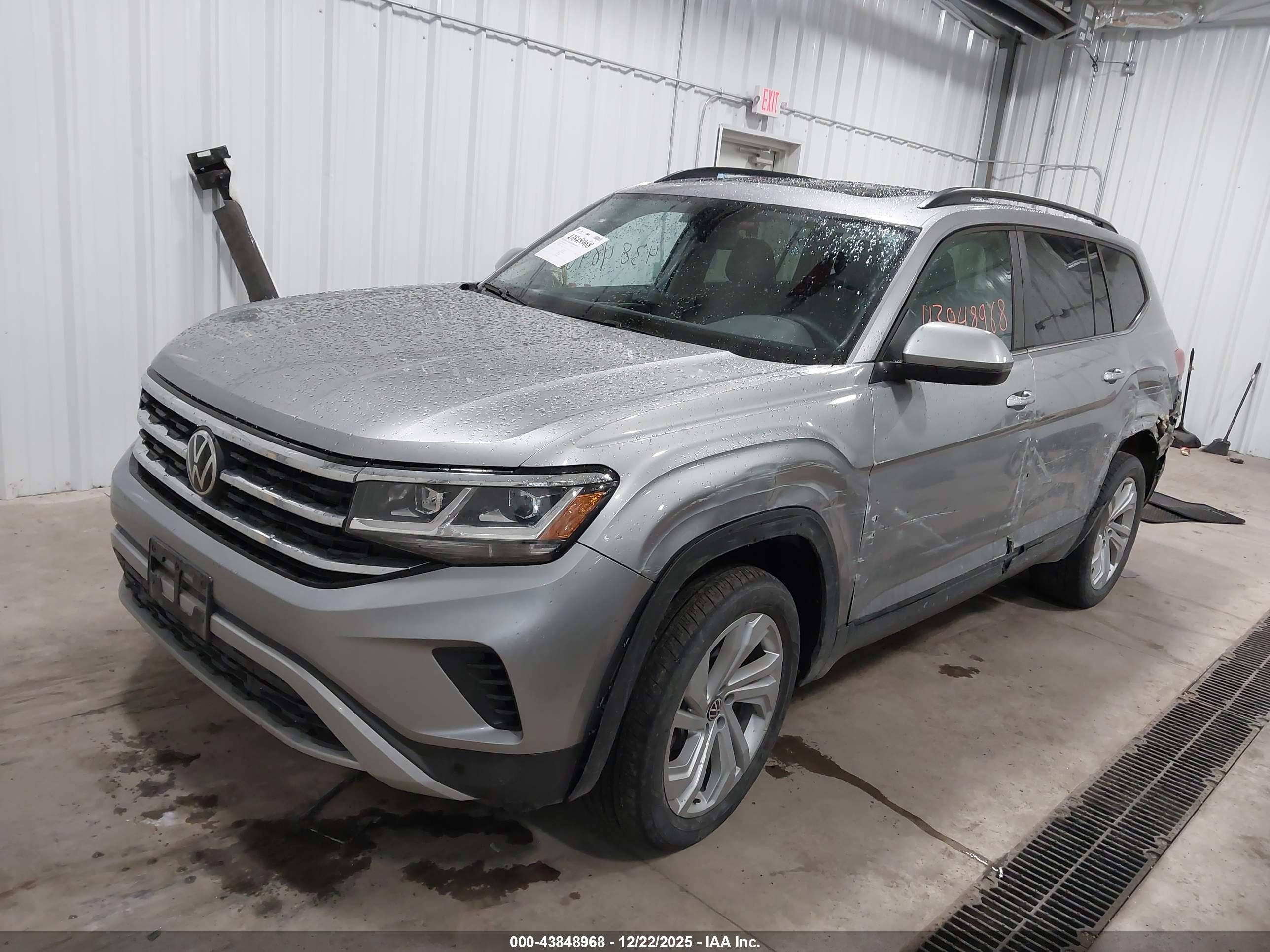 VOLKSWAGEN ATLAS image 2