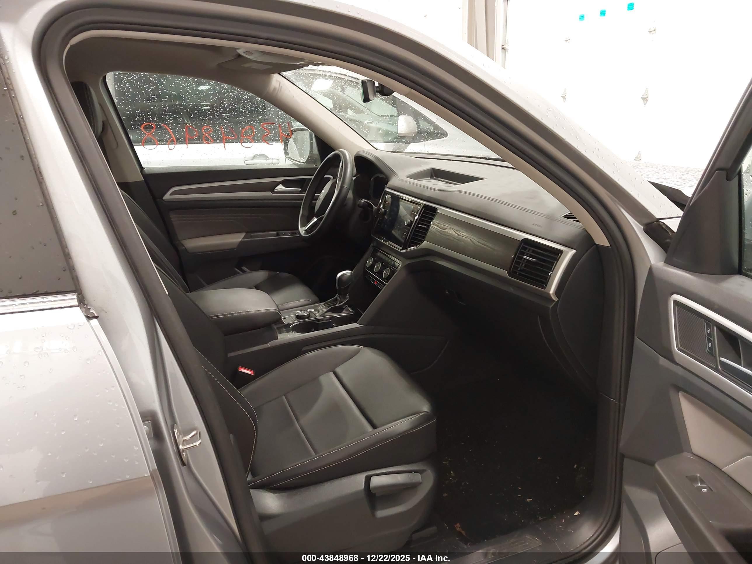 VOLKSWAGEN ATLAS image 5