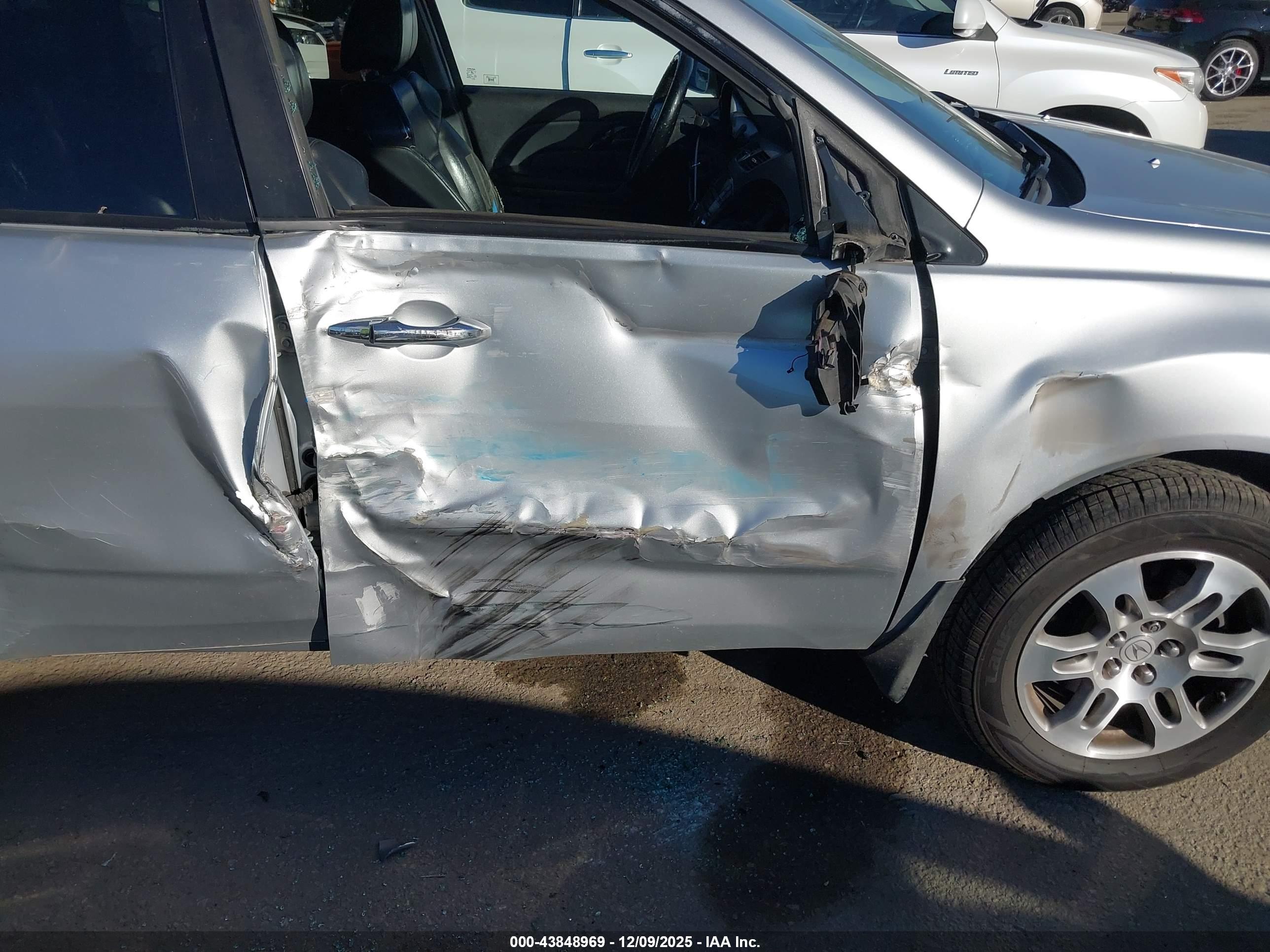 ACURA MDX image 6