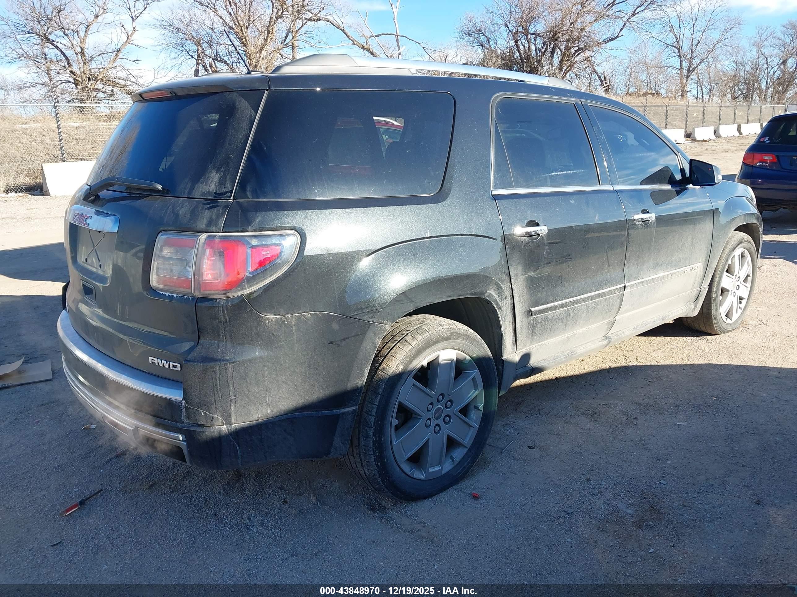 GMC ACADIA image 4