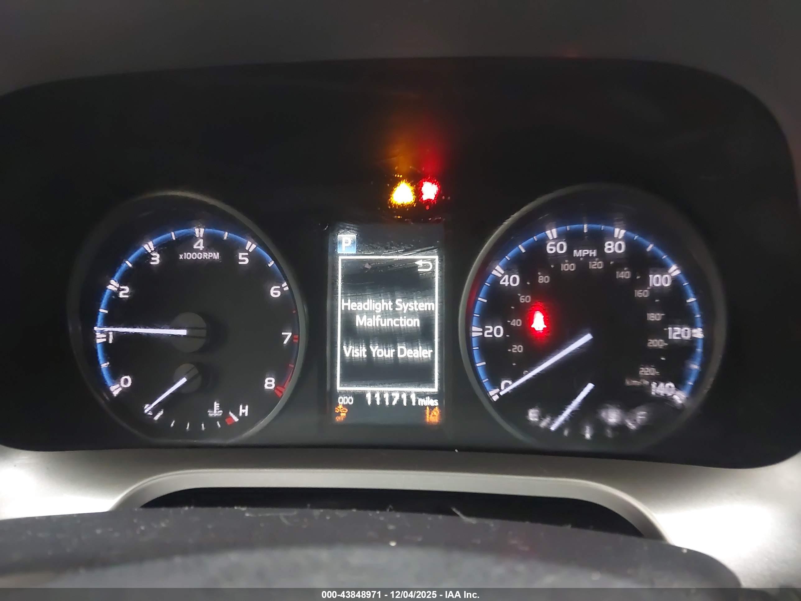 TOYOTA RAV4 image 7