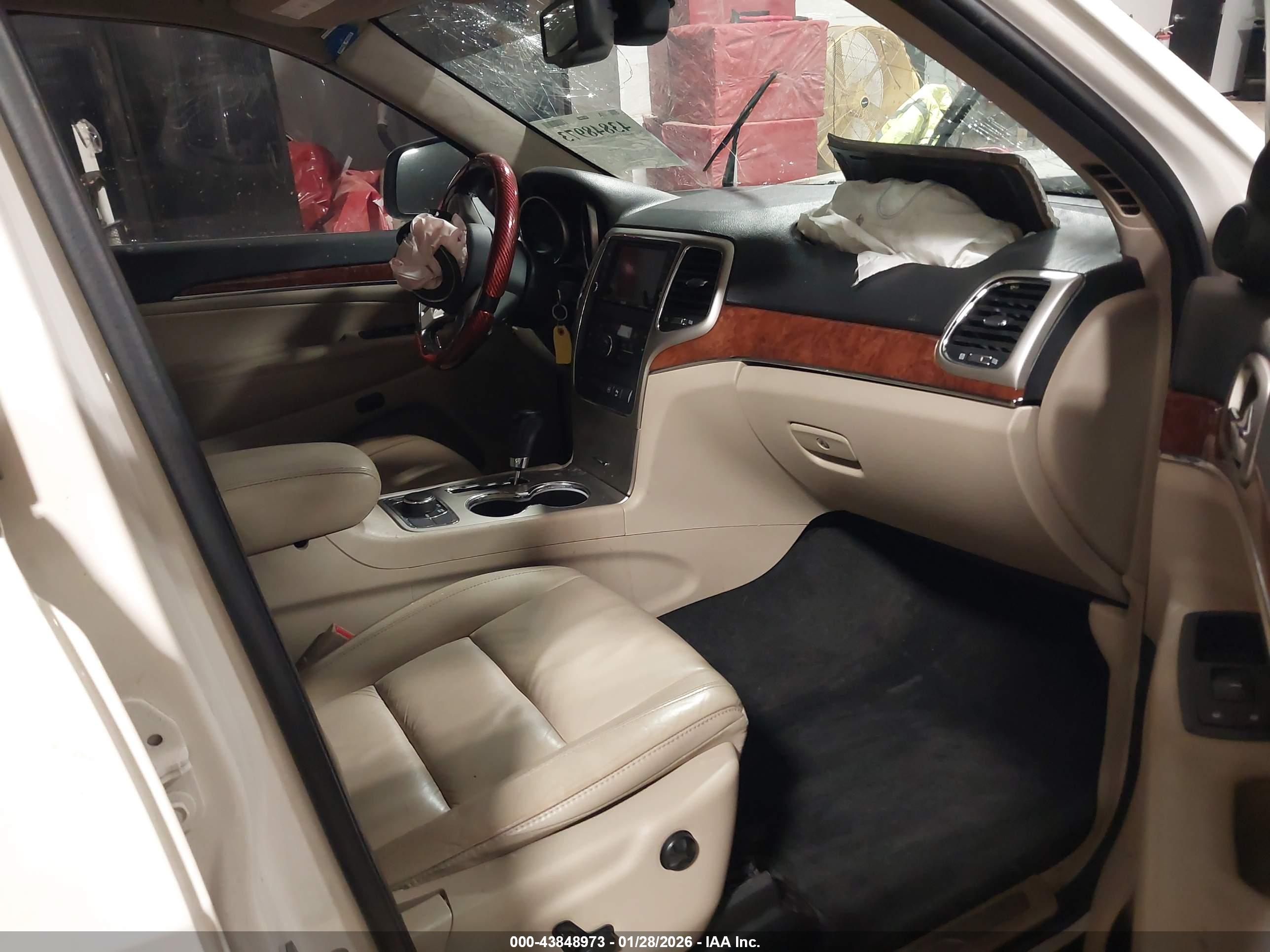 JEEP GRAND image 5