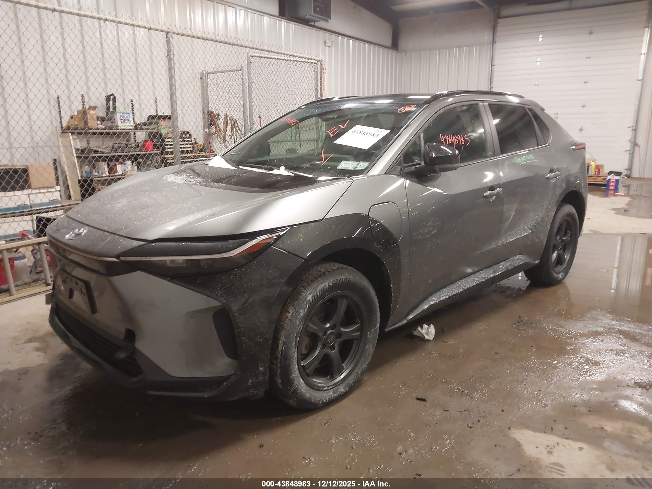 TOYOTA BZ4X image 2