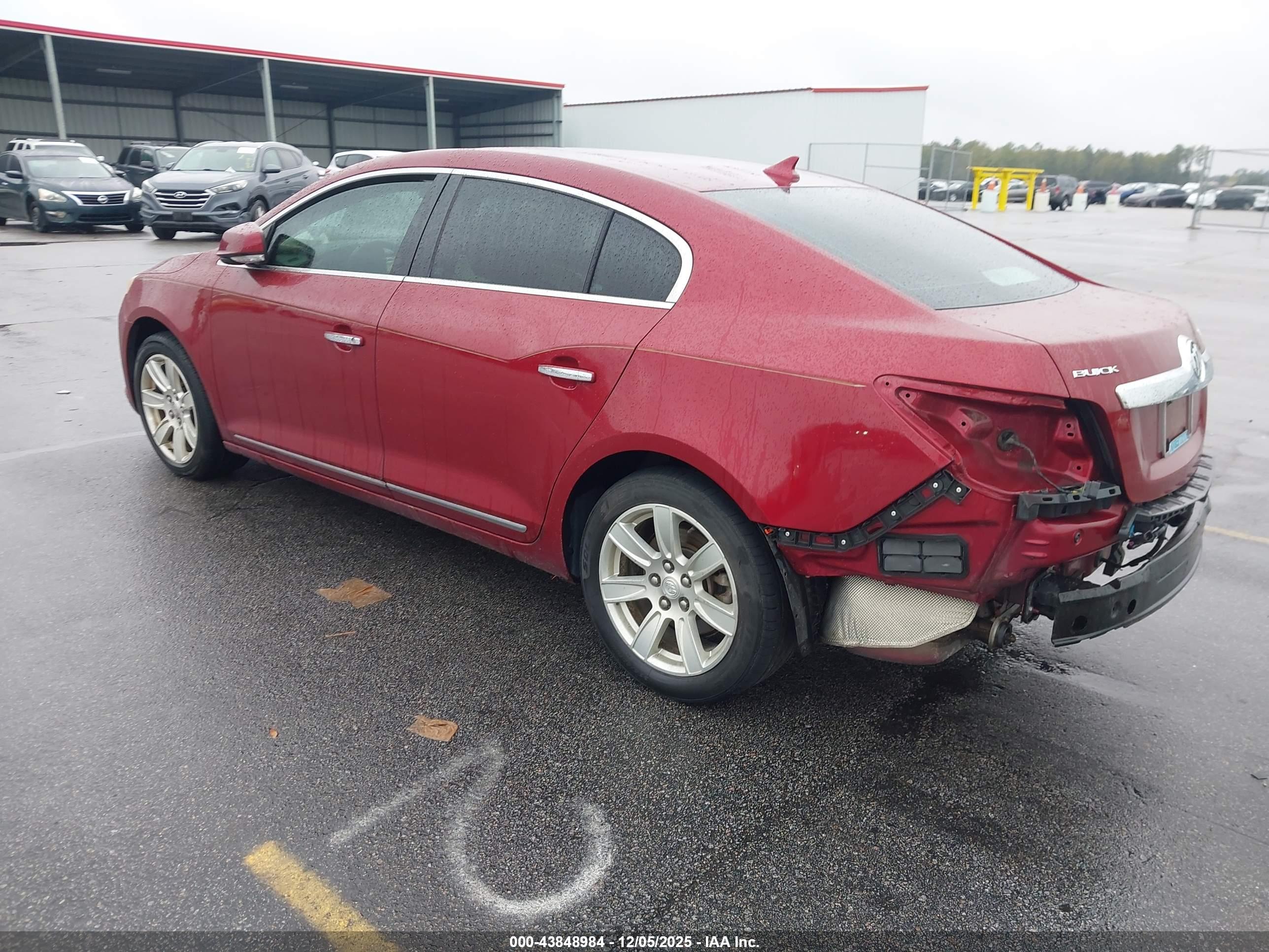 BUICK LACROSSE image 3