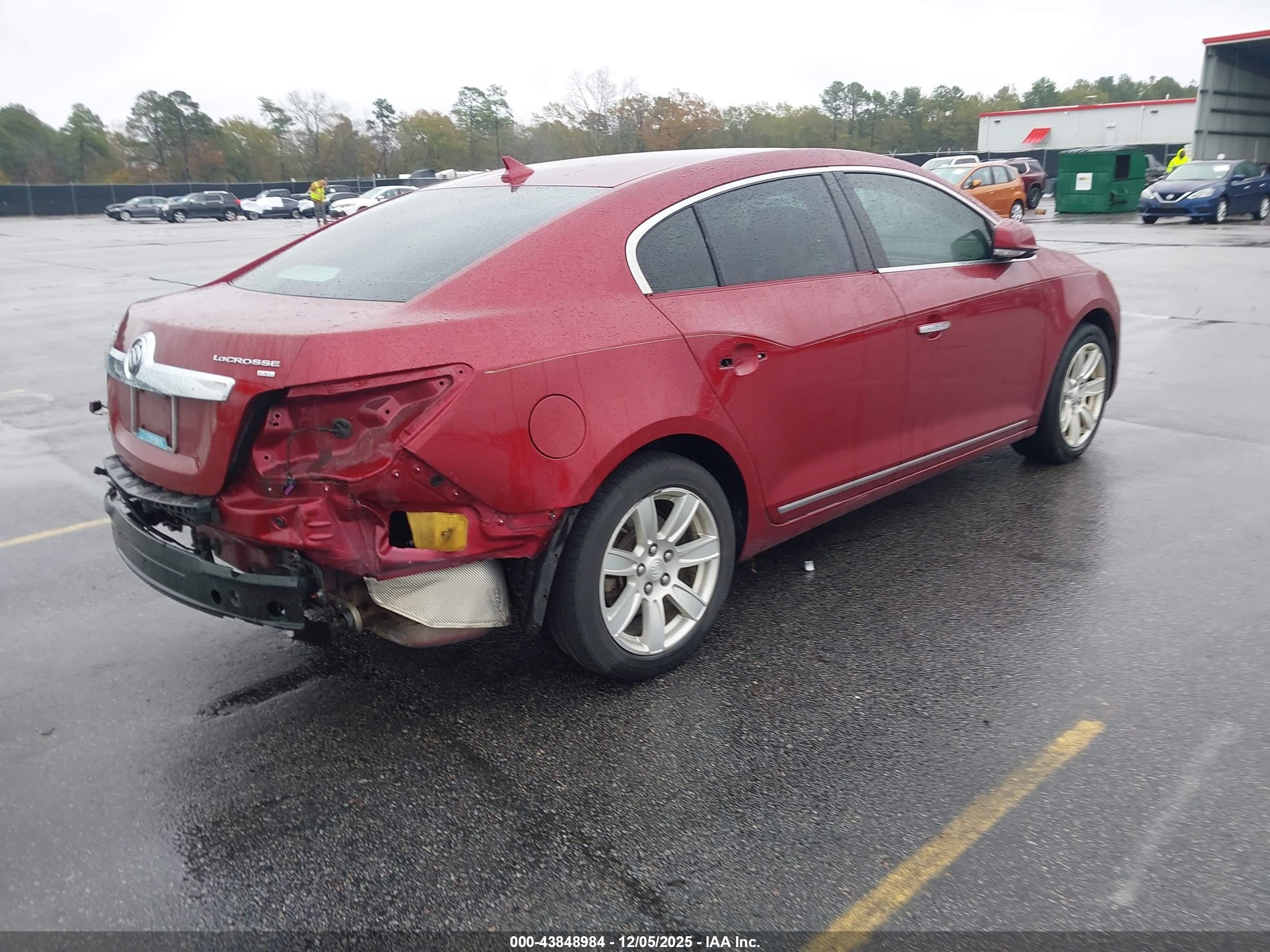 BUICK LACROSSE image 4