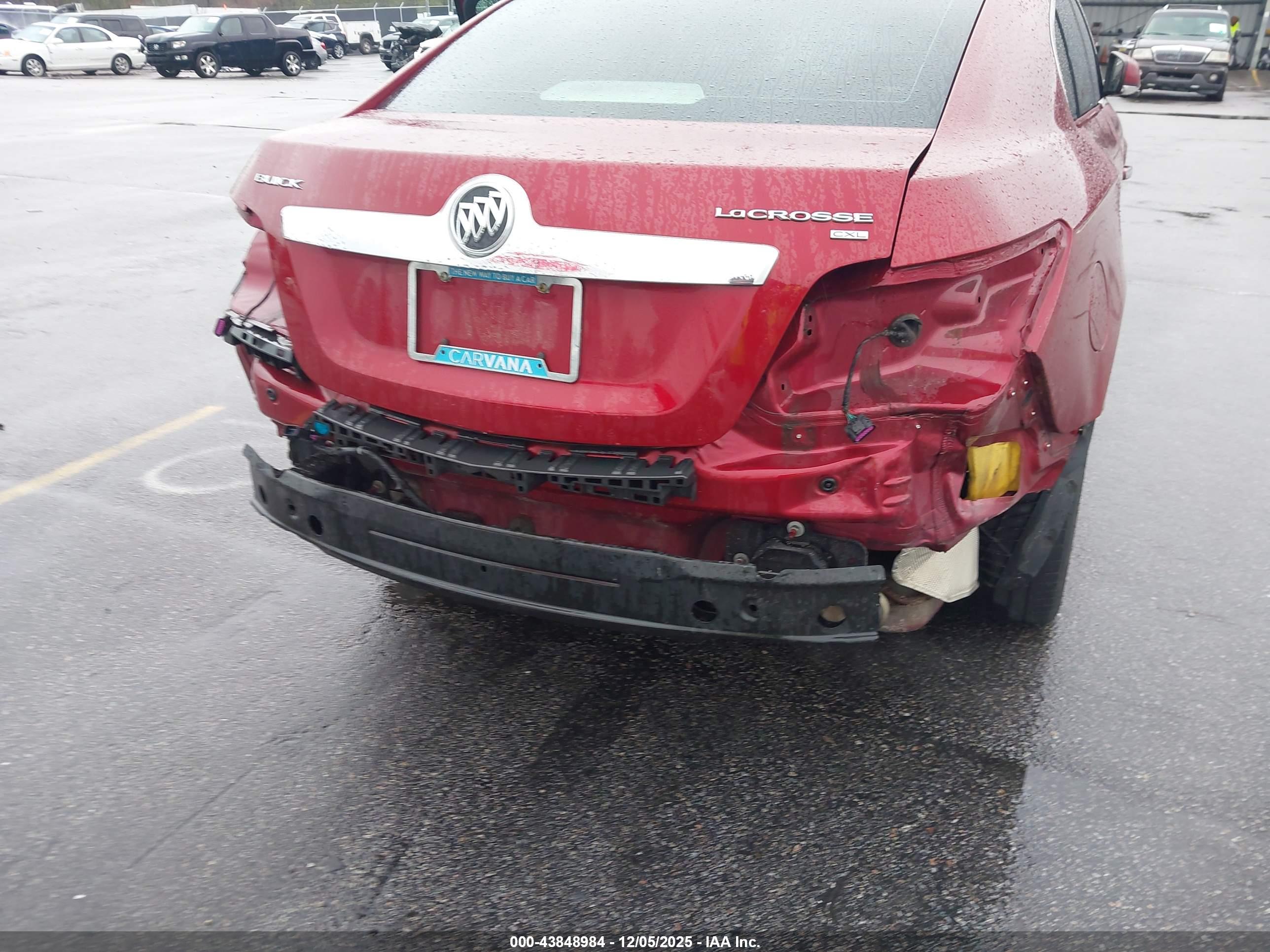 BUICK LACROSSE image 6