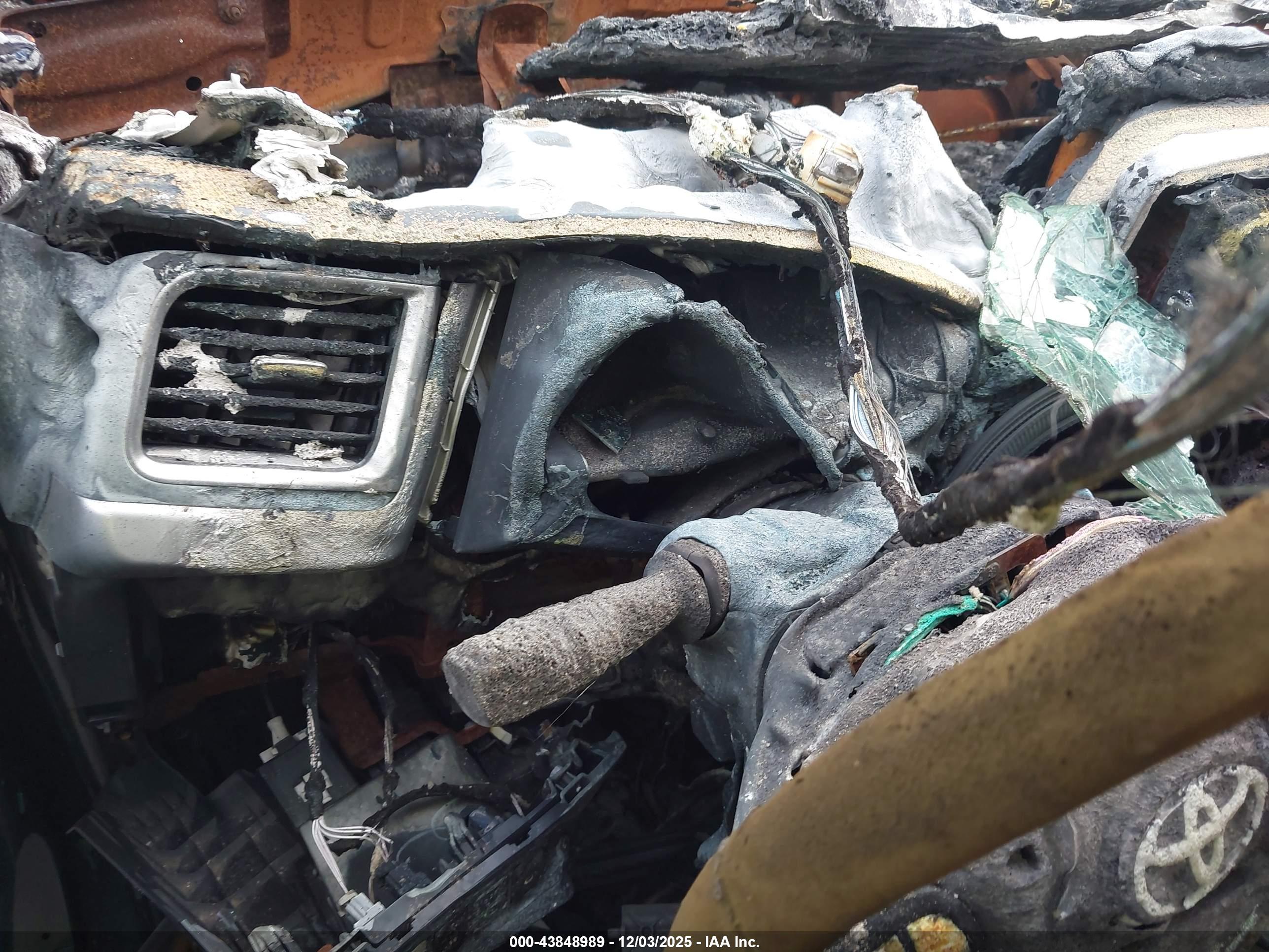 TOYOTA HIGHLANDER image 7