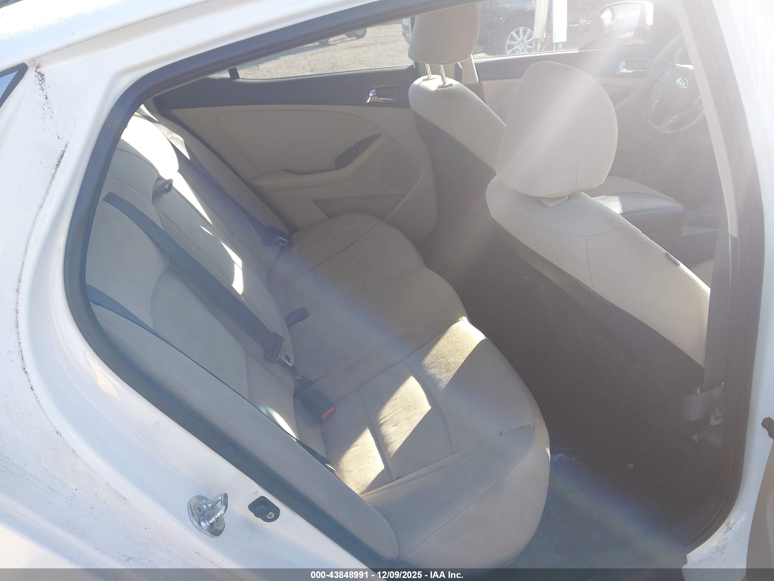 KIA OPTIMA image 8