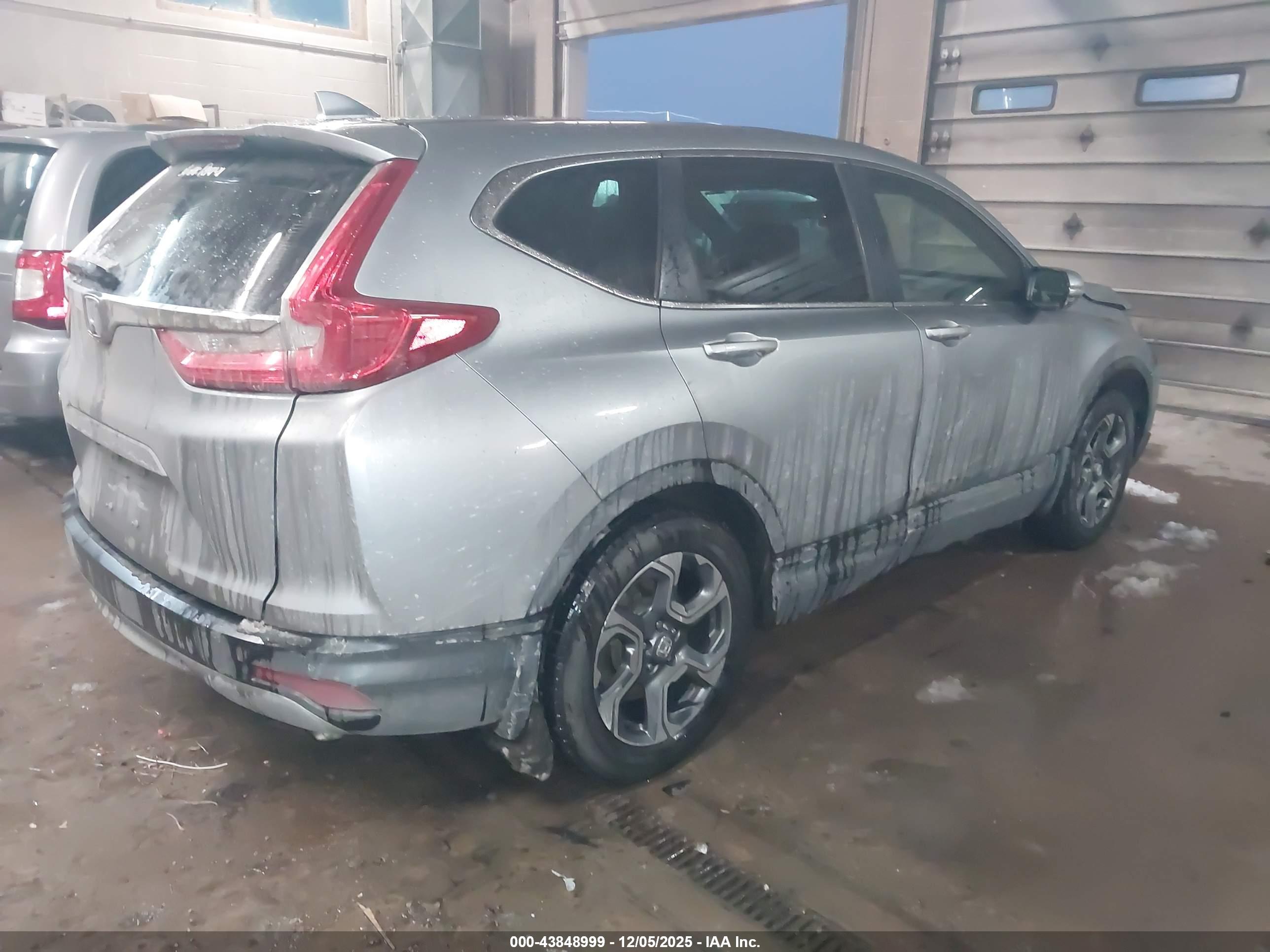 HONDA CR-V image 4