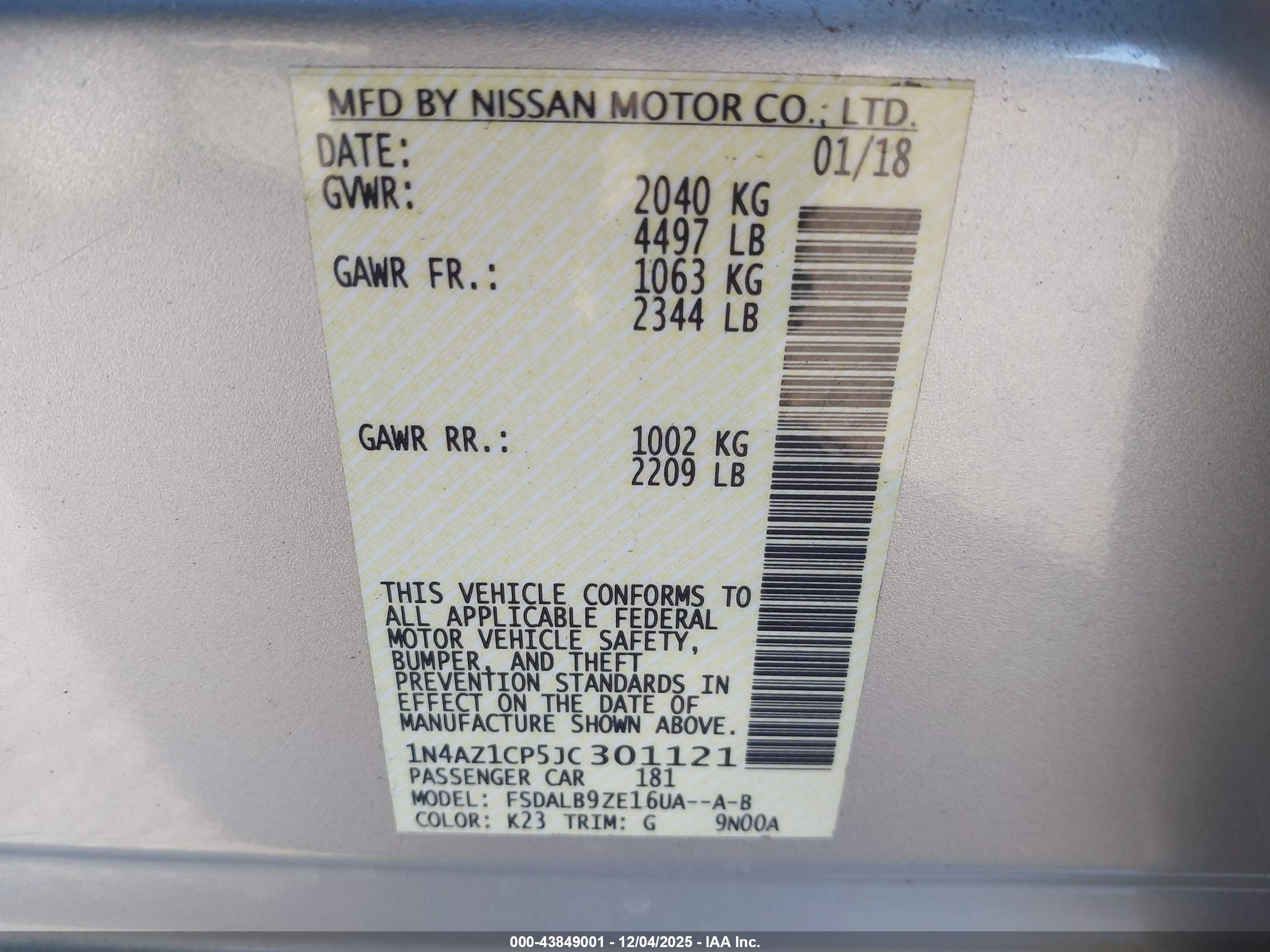 NISSAN LEAF image 9