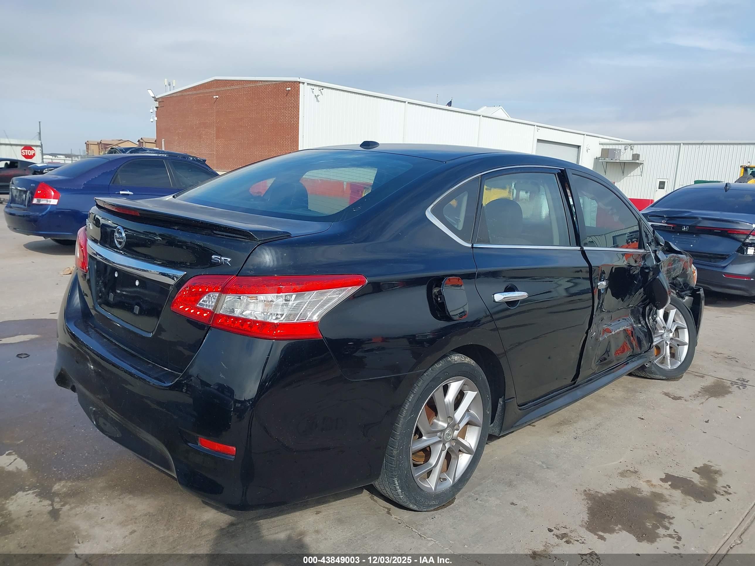 NISSAN SENTRA image 4