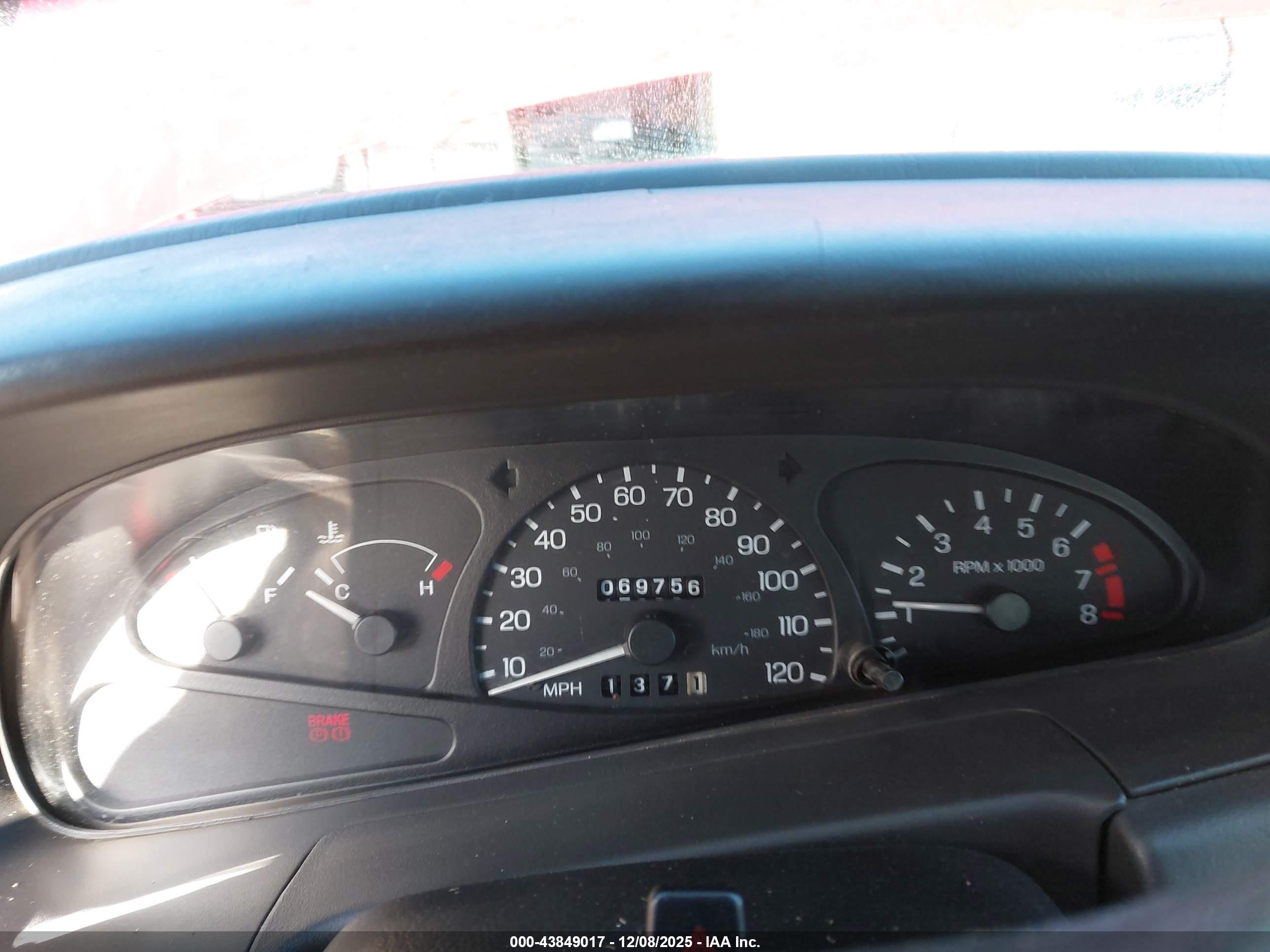 FORD ESCORT image 7