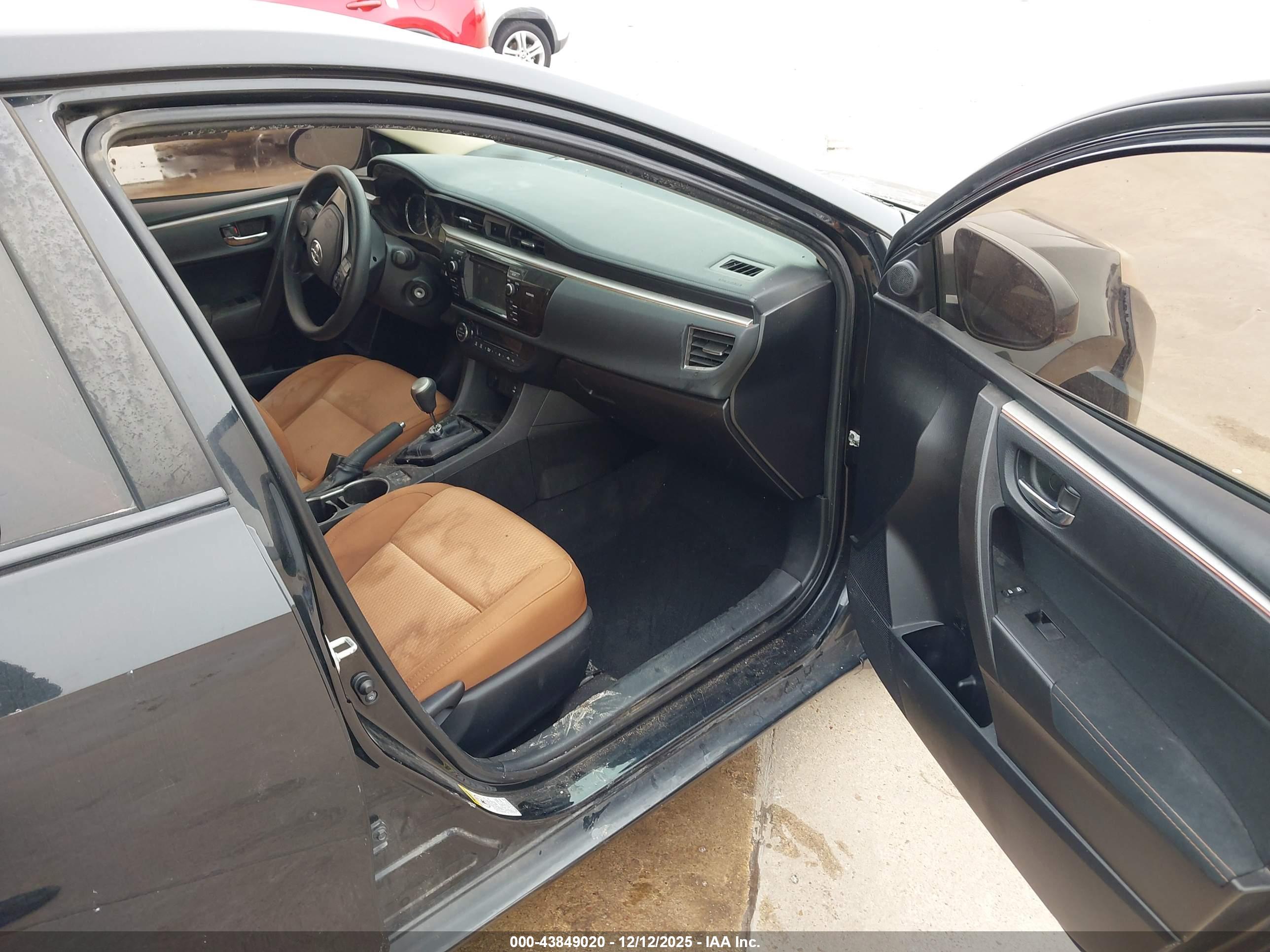 TOYOTA COROLLA image 5