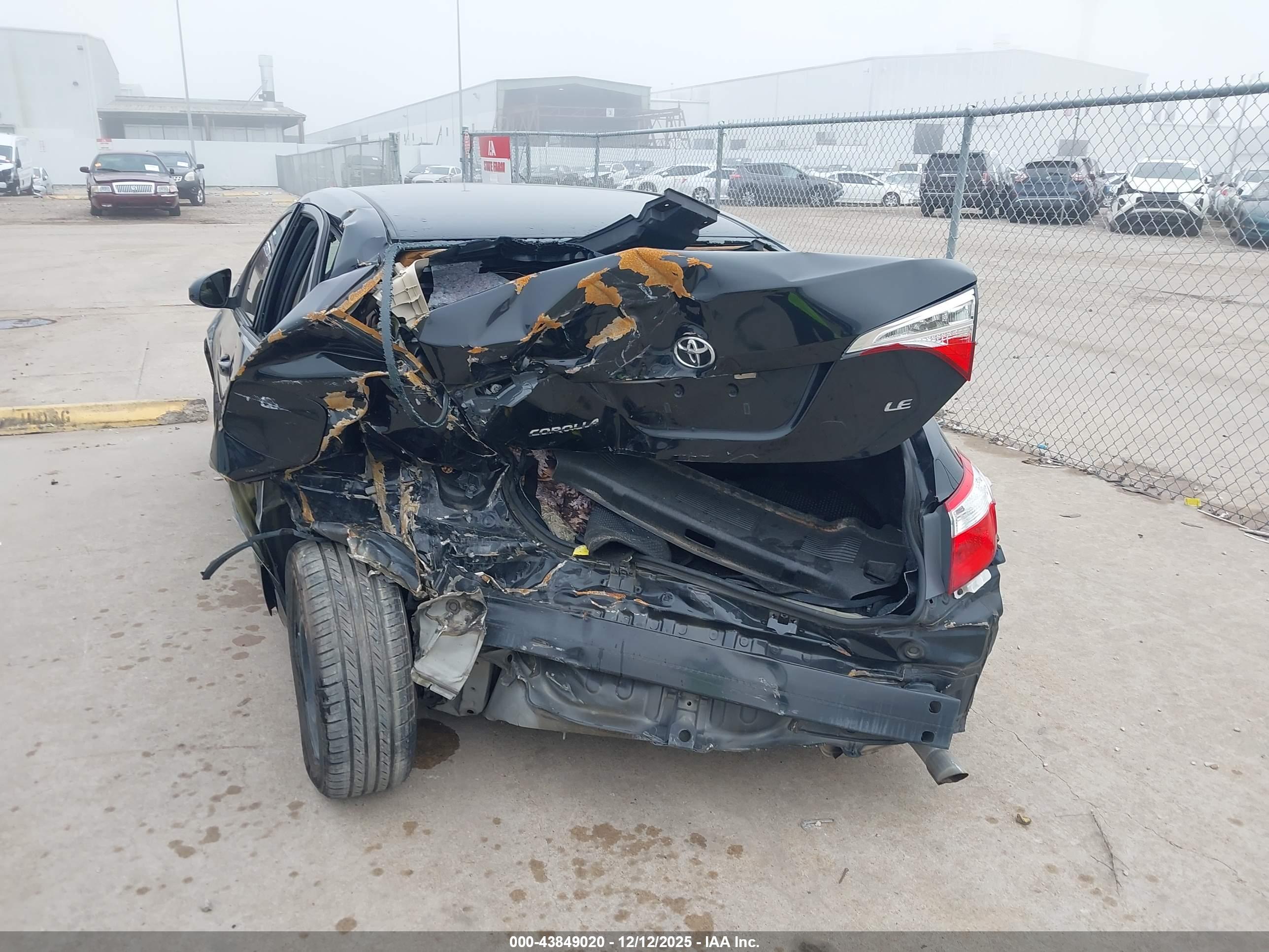 TOYOTA COROLLA image 6
