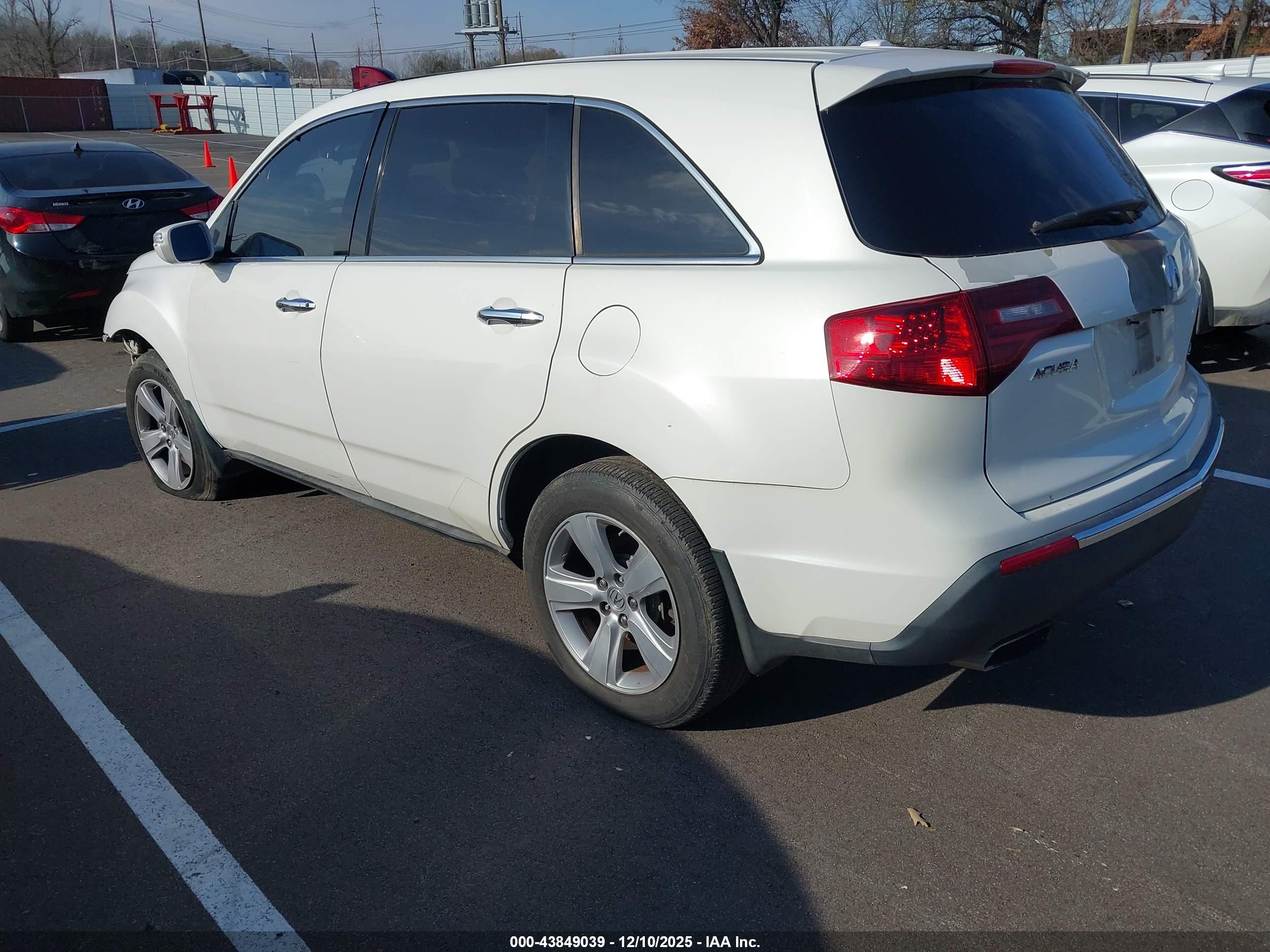 ACURA MDX image 3