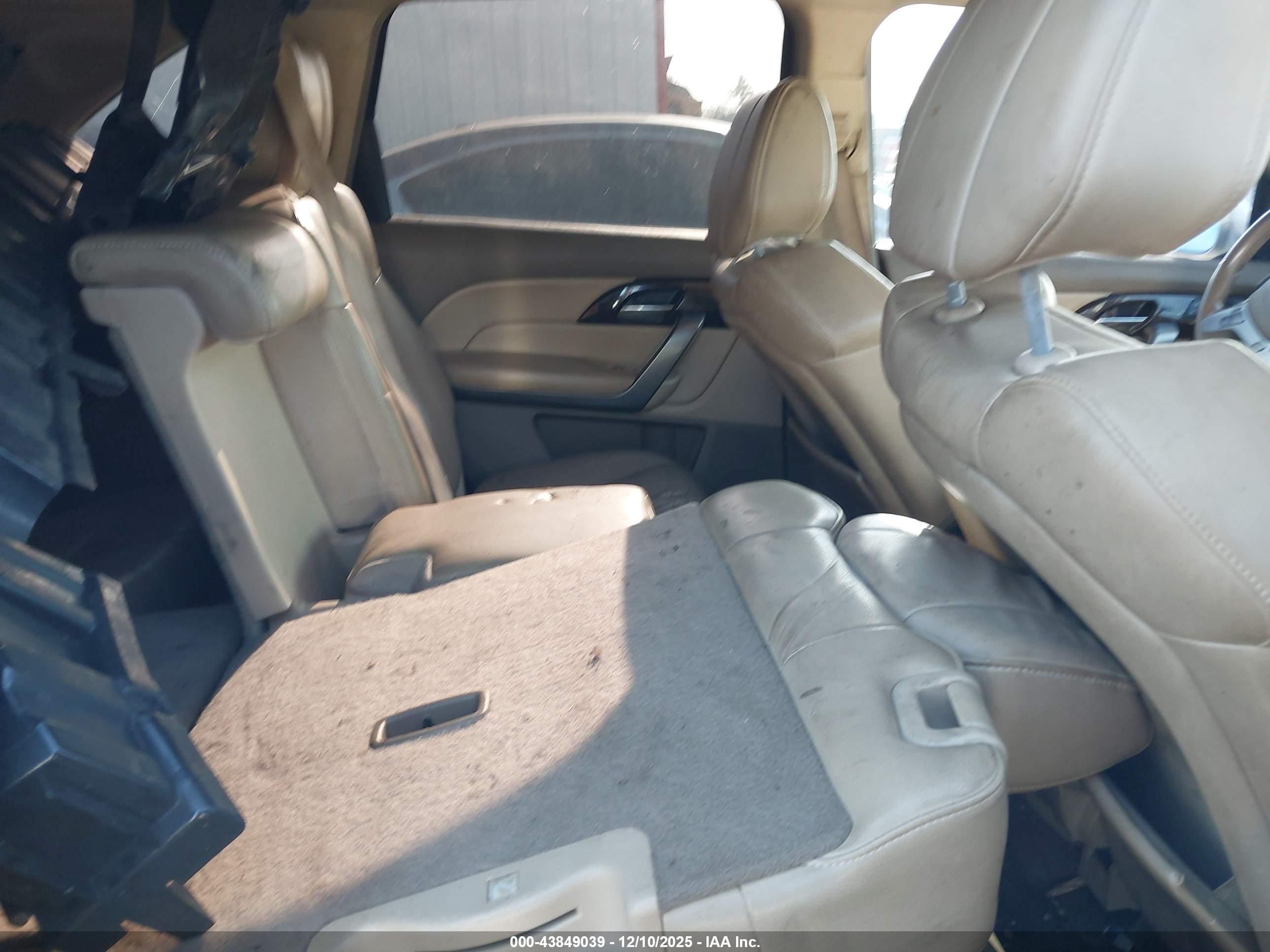 ACURA MDX image 8