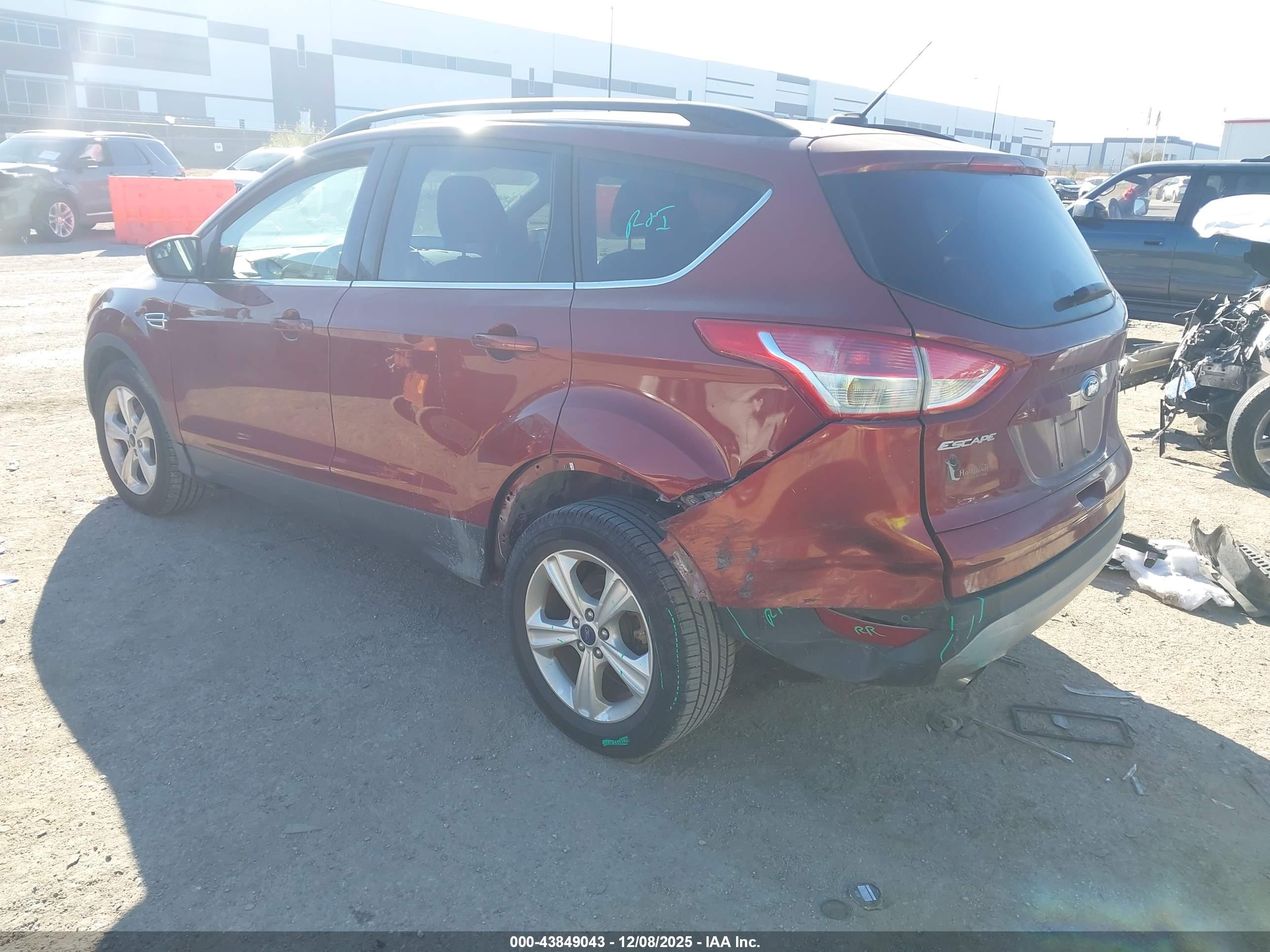 FORD ESCAPE image 3