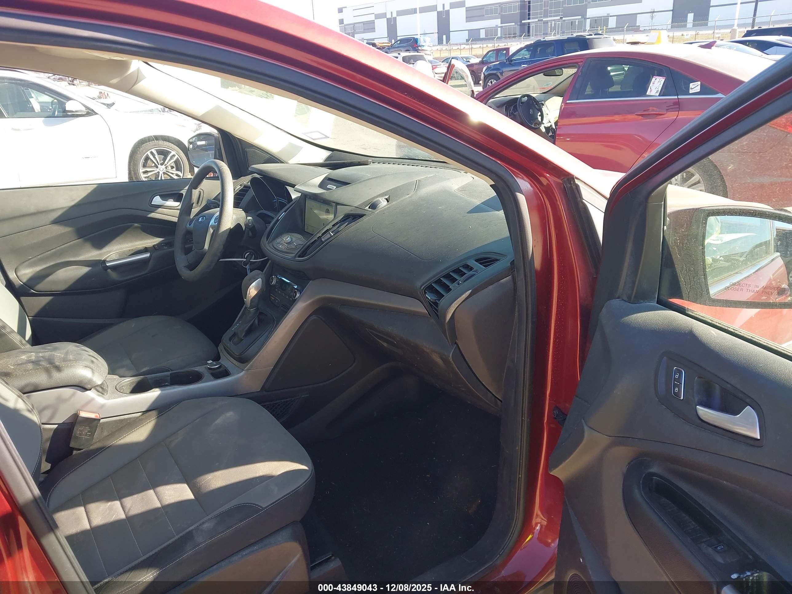 FORD ESCAPE image 5