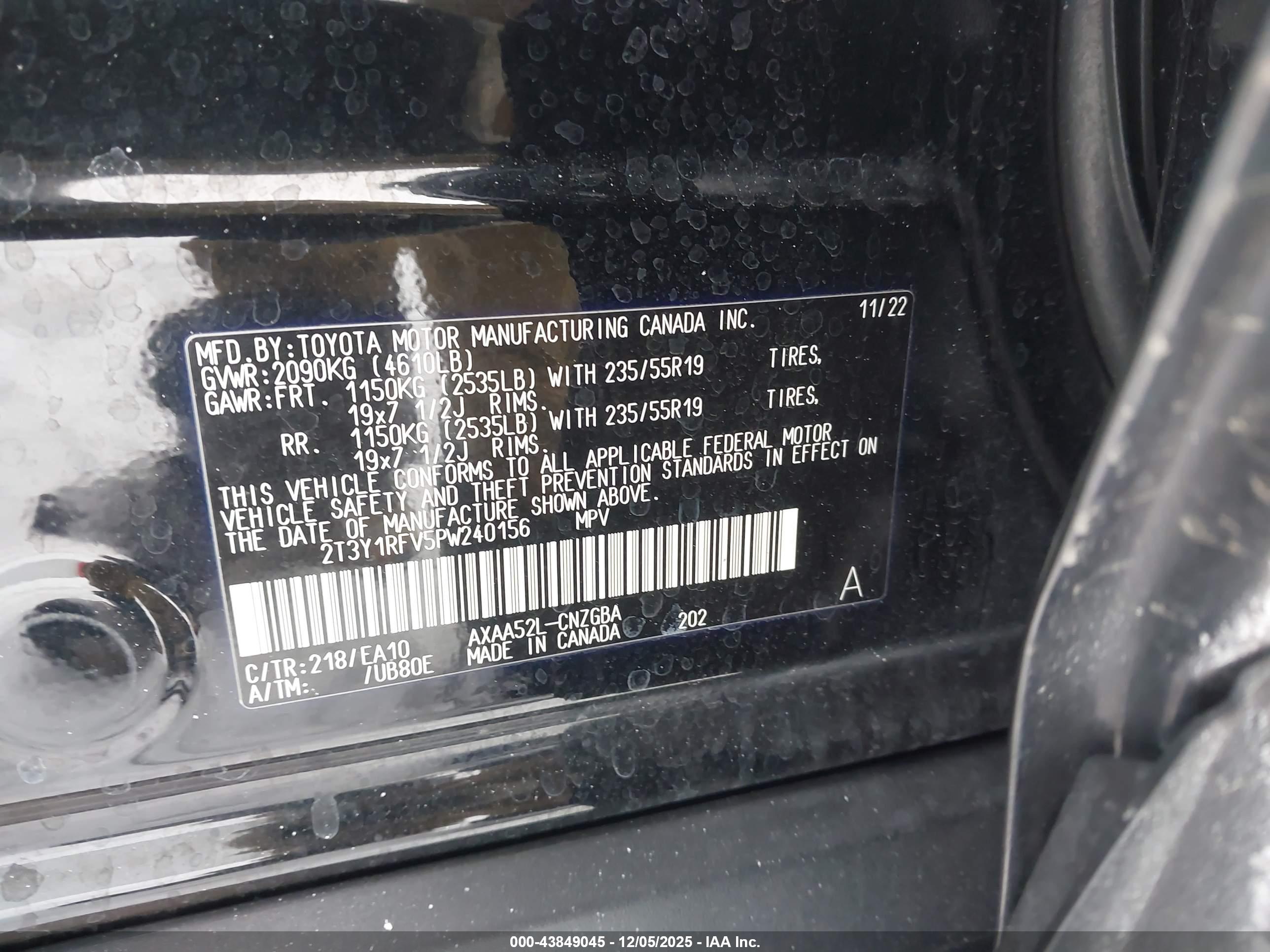 TOYOTA RAV4 image 9