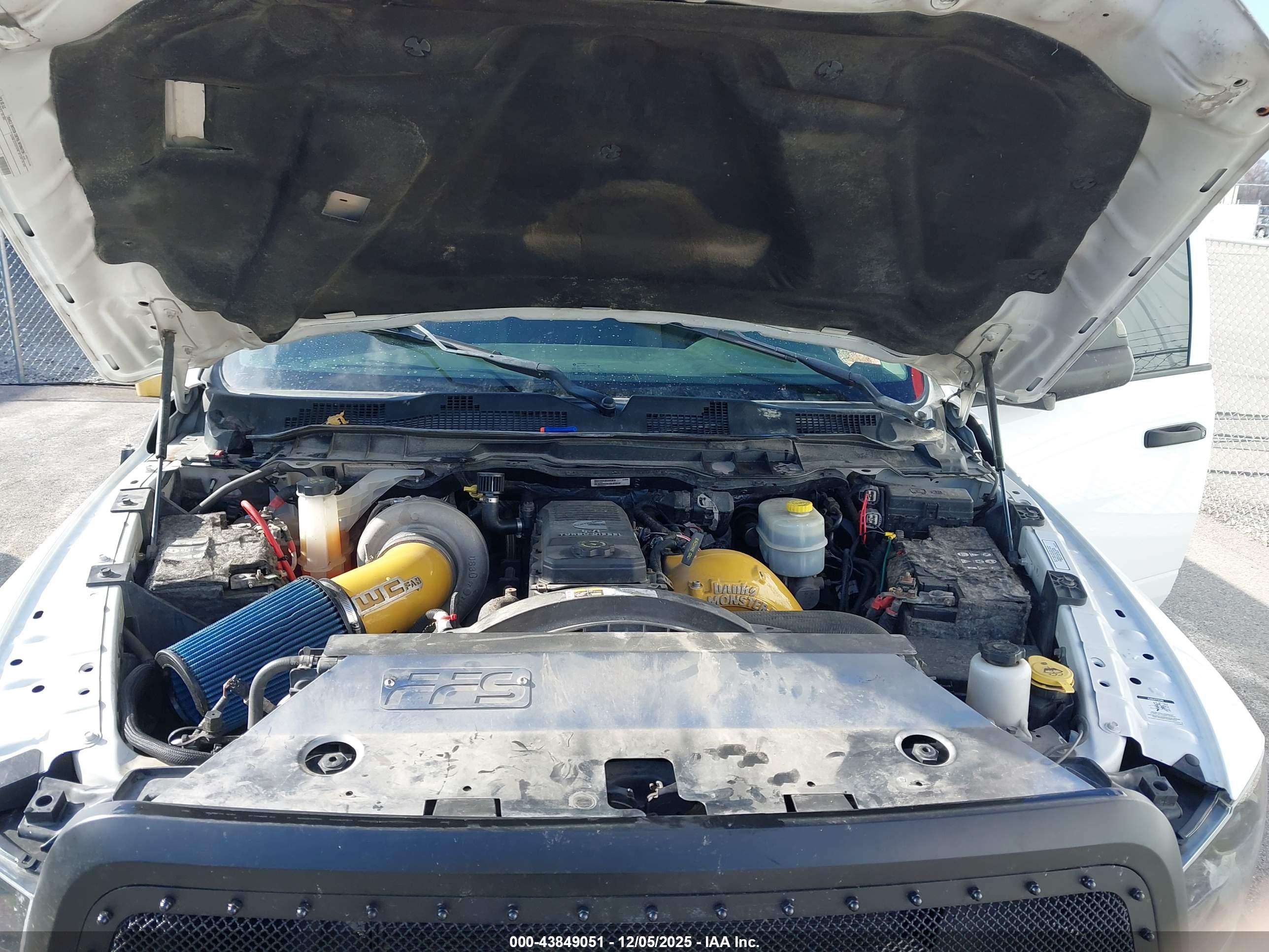 RAM 2500 image 10