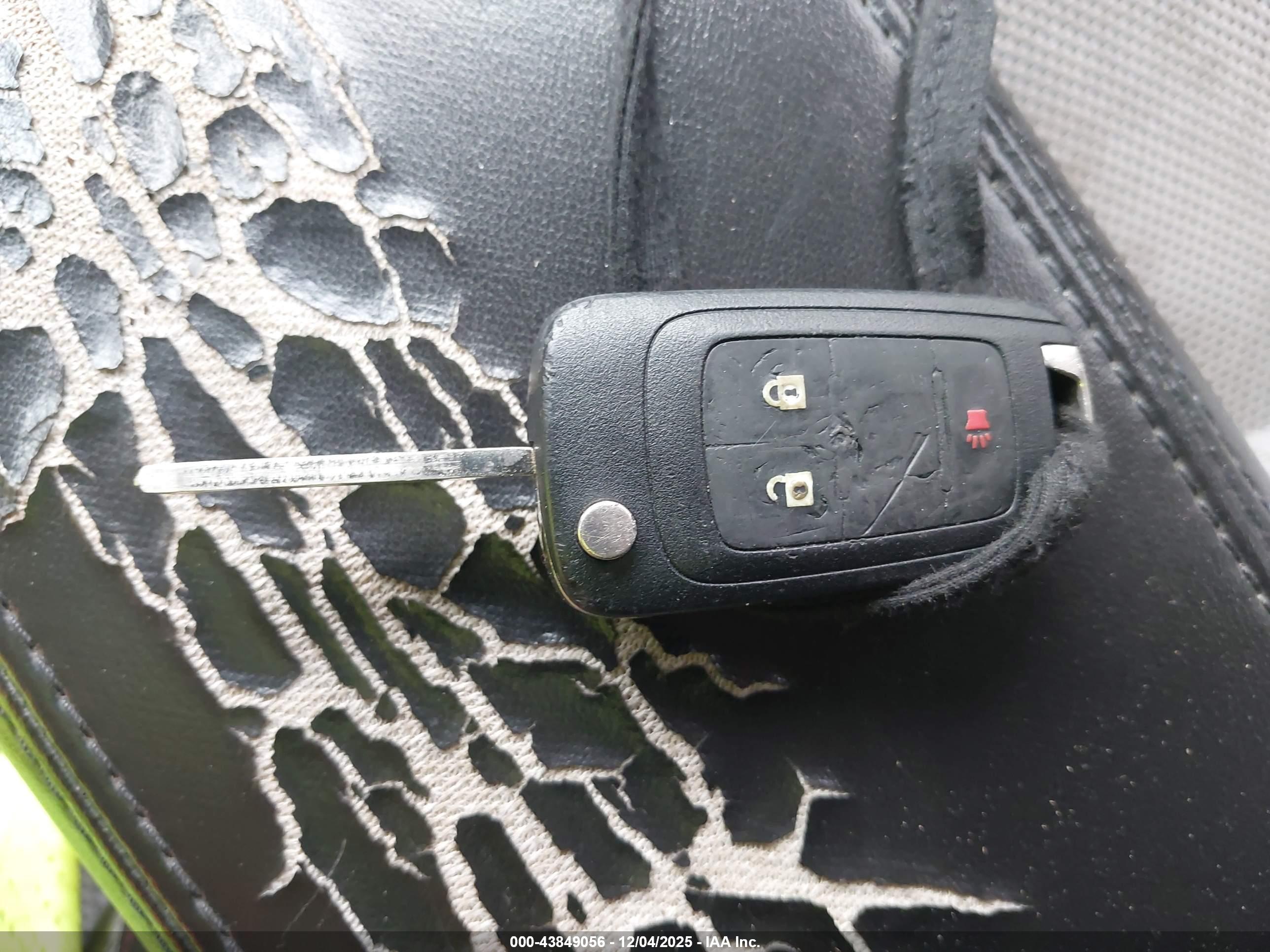 CHEVROLET EQUINOX image 11