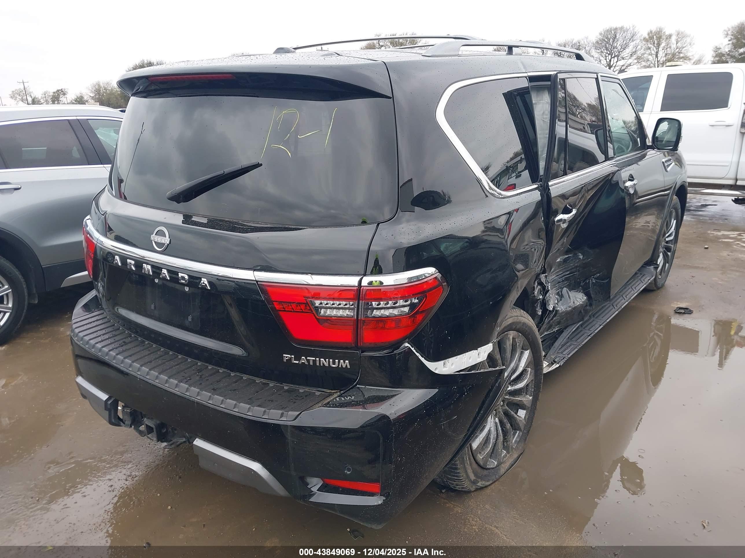 NISSAN ARMADA image 4