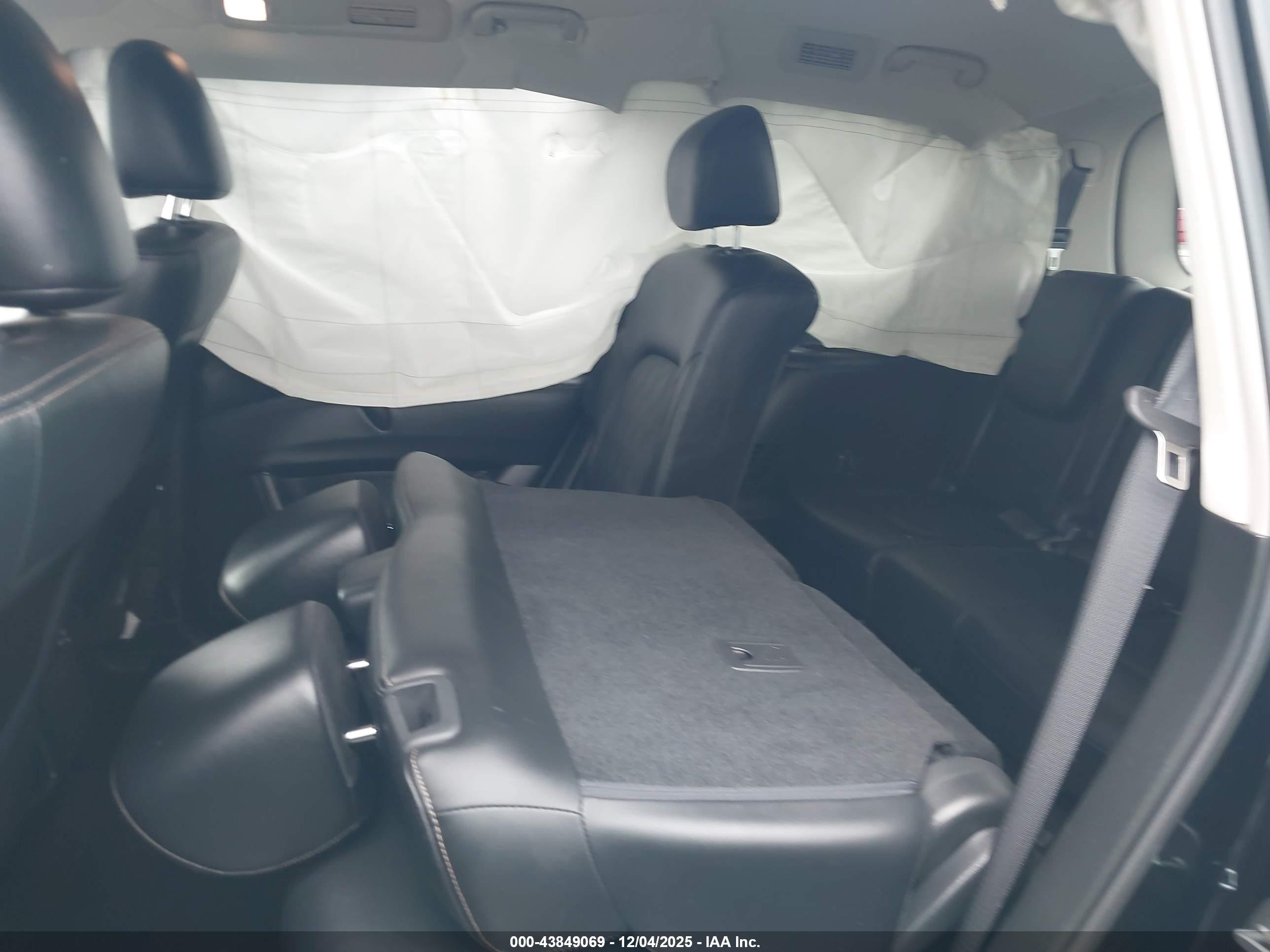 NISSAN ARMADA image 8