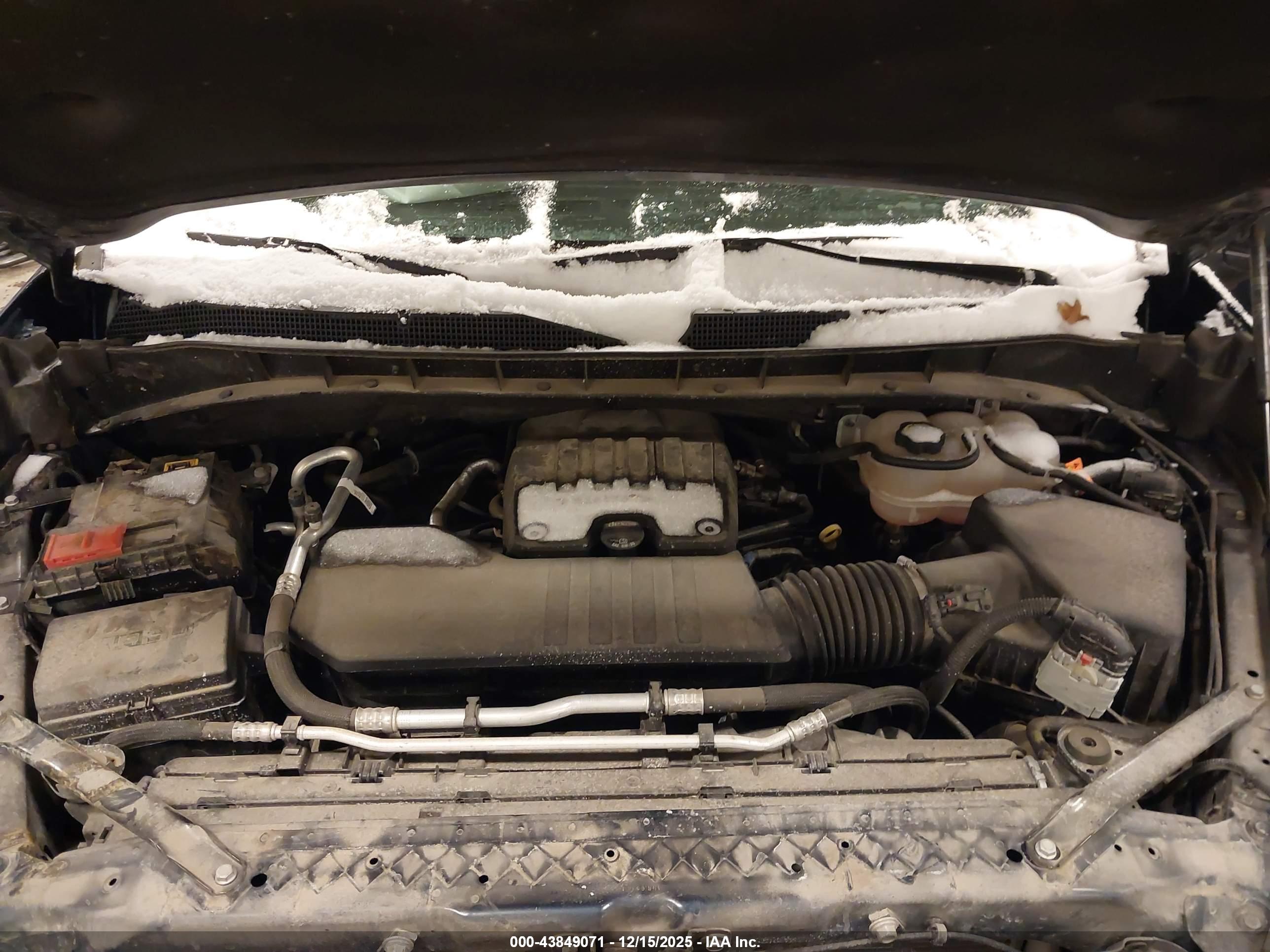 CHEVROLET SILVERADO image 10