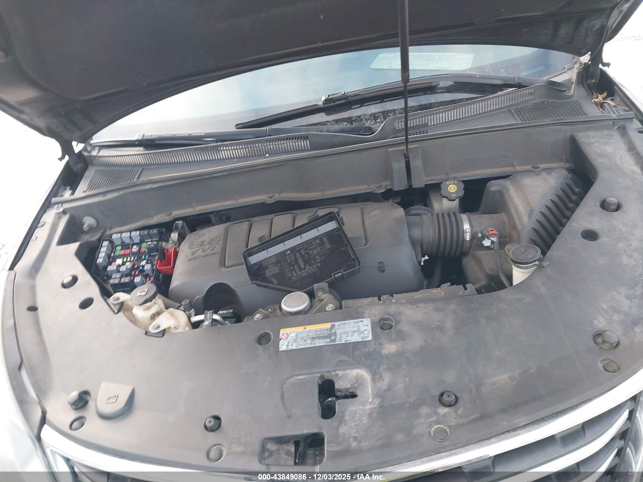 CHEVROLET TRAVERSE image 10
