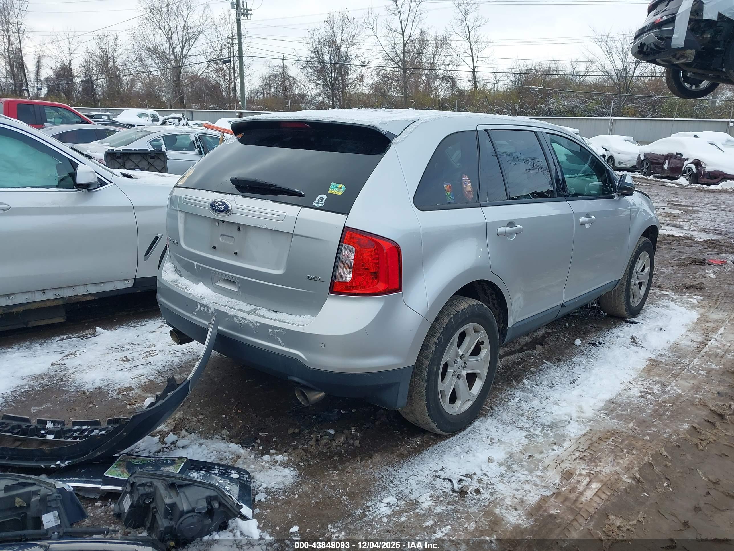 FORD EDGE image 4