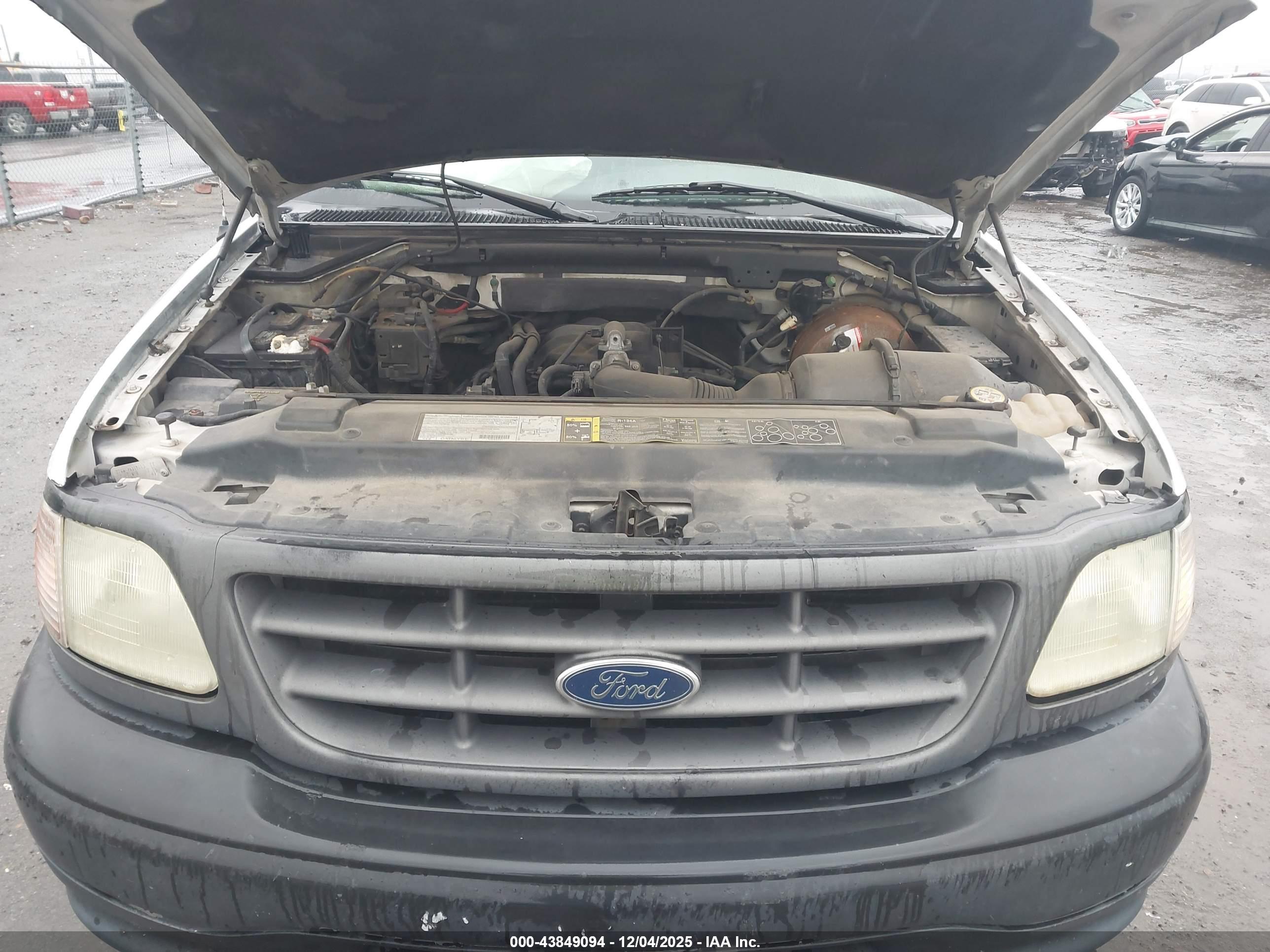 FORD F-150 image 10