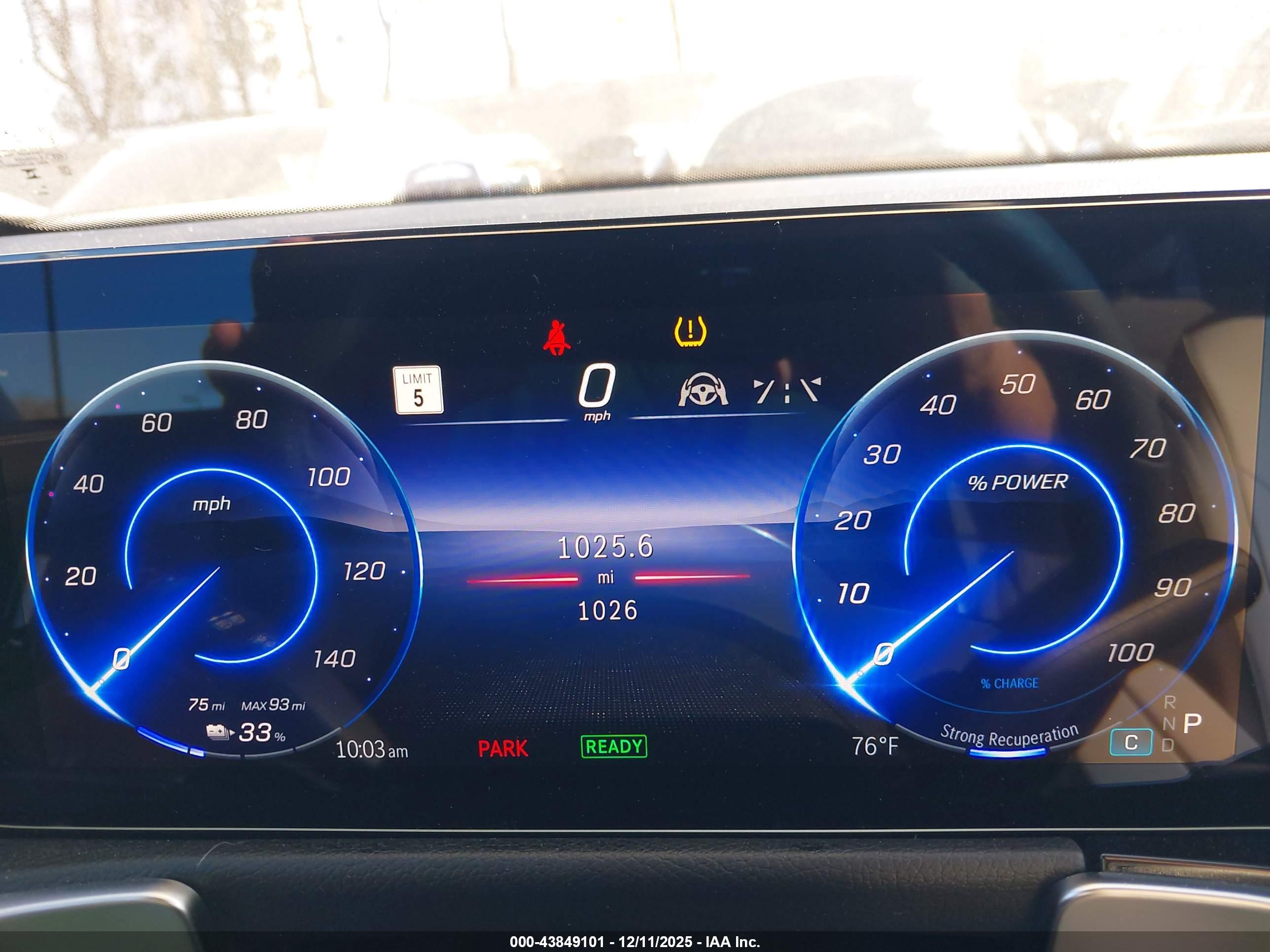 MERCEDES-BENZ EQB image 7