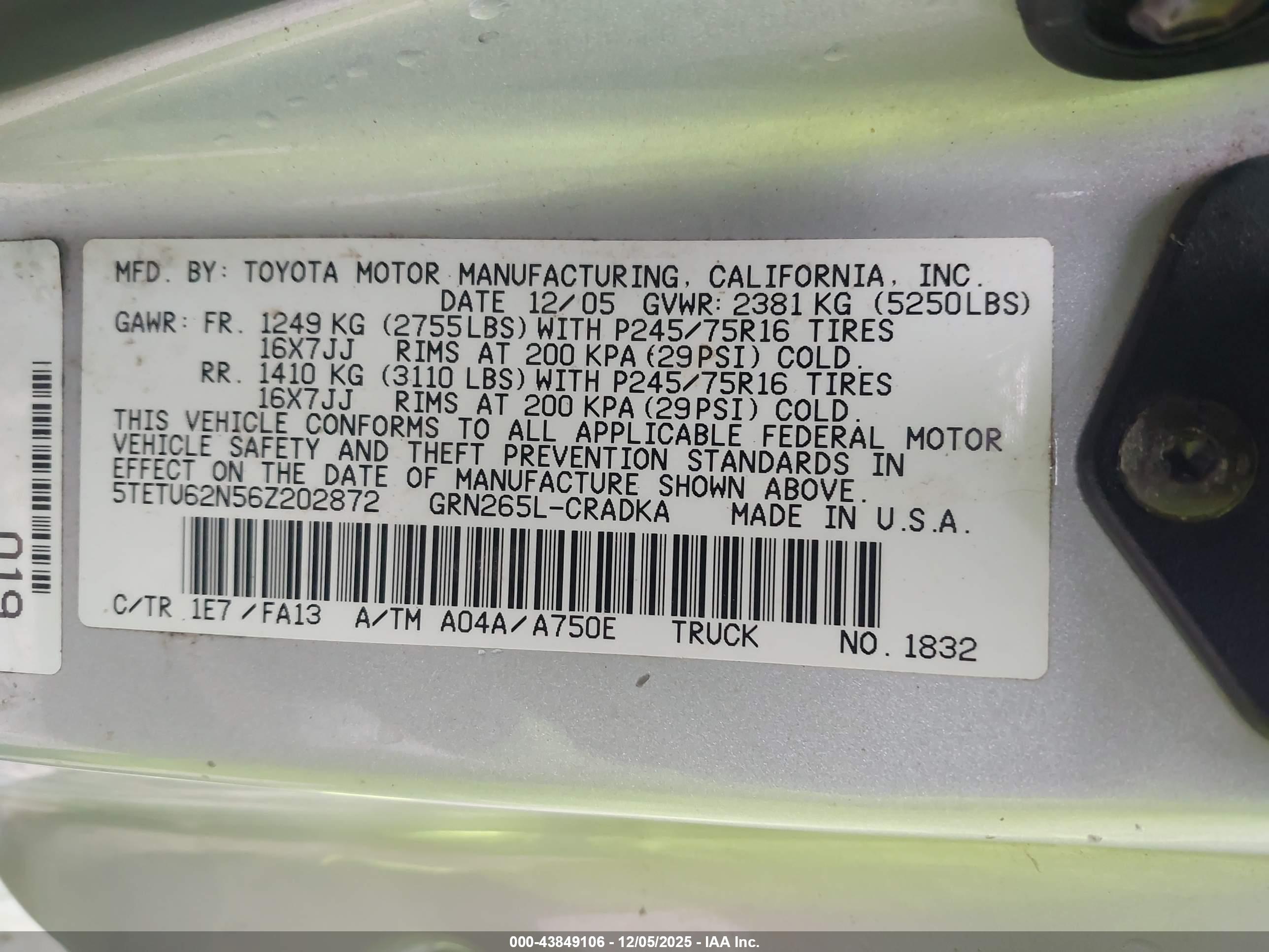 TOYOTA TACOMA image 9