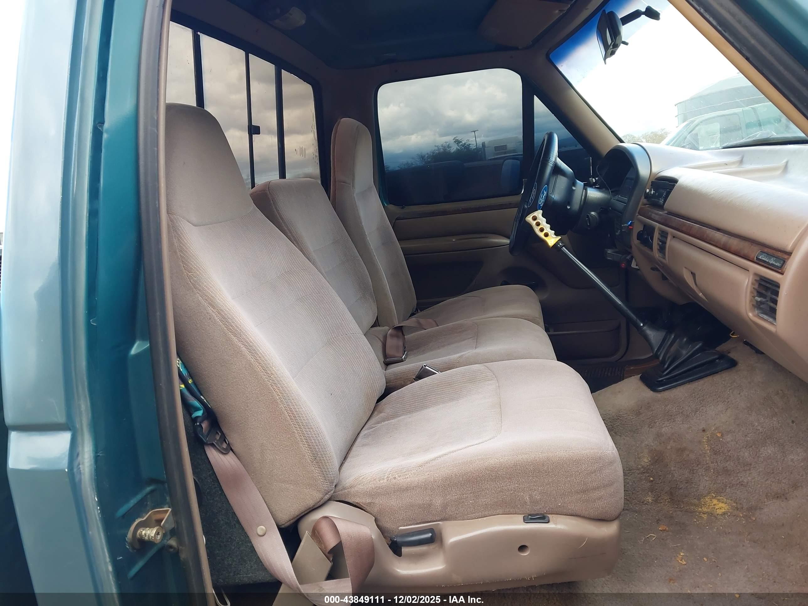 FORD F150 image 8