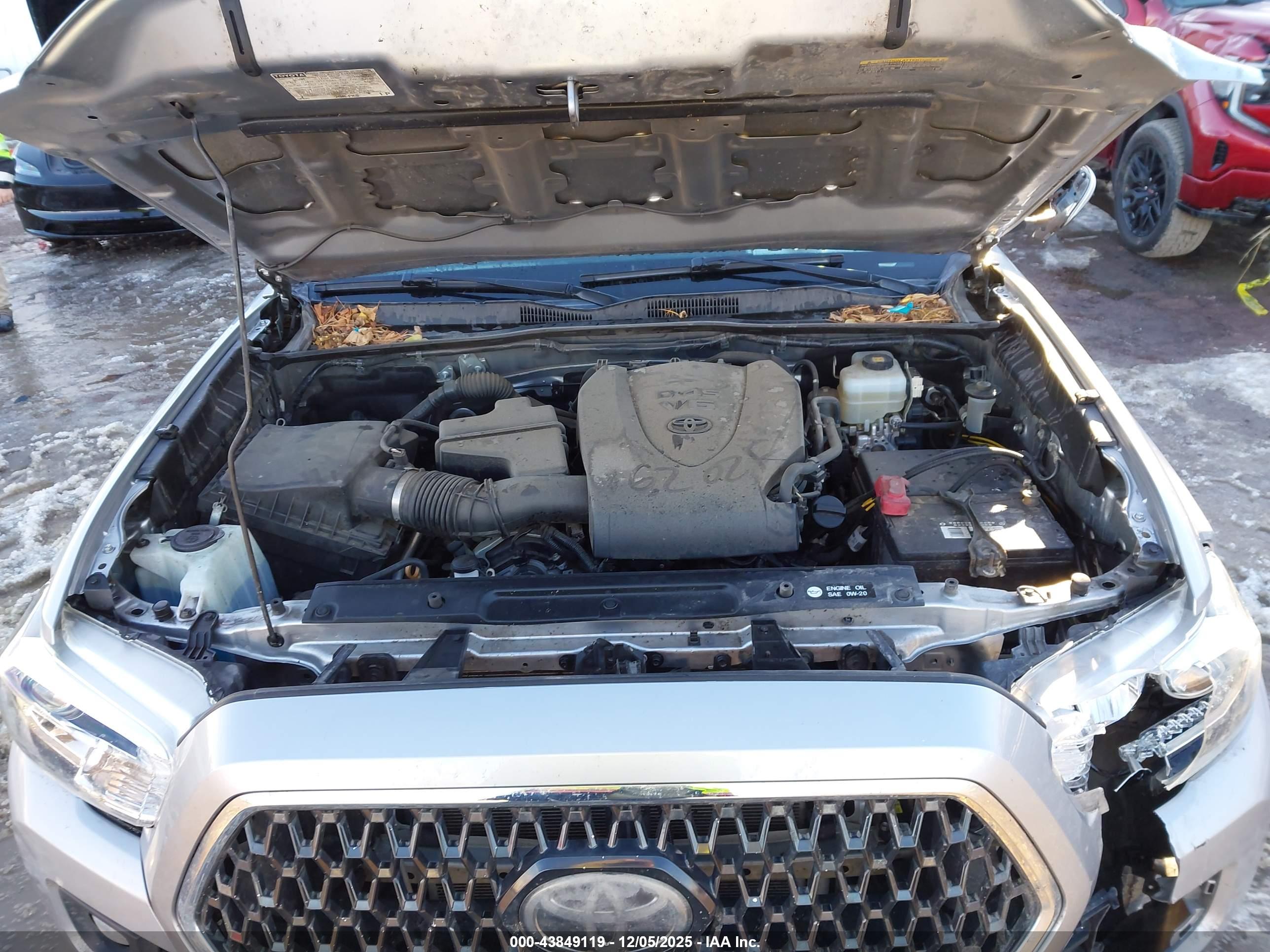 TOYOTA TACOMA image 10
