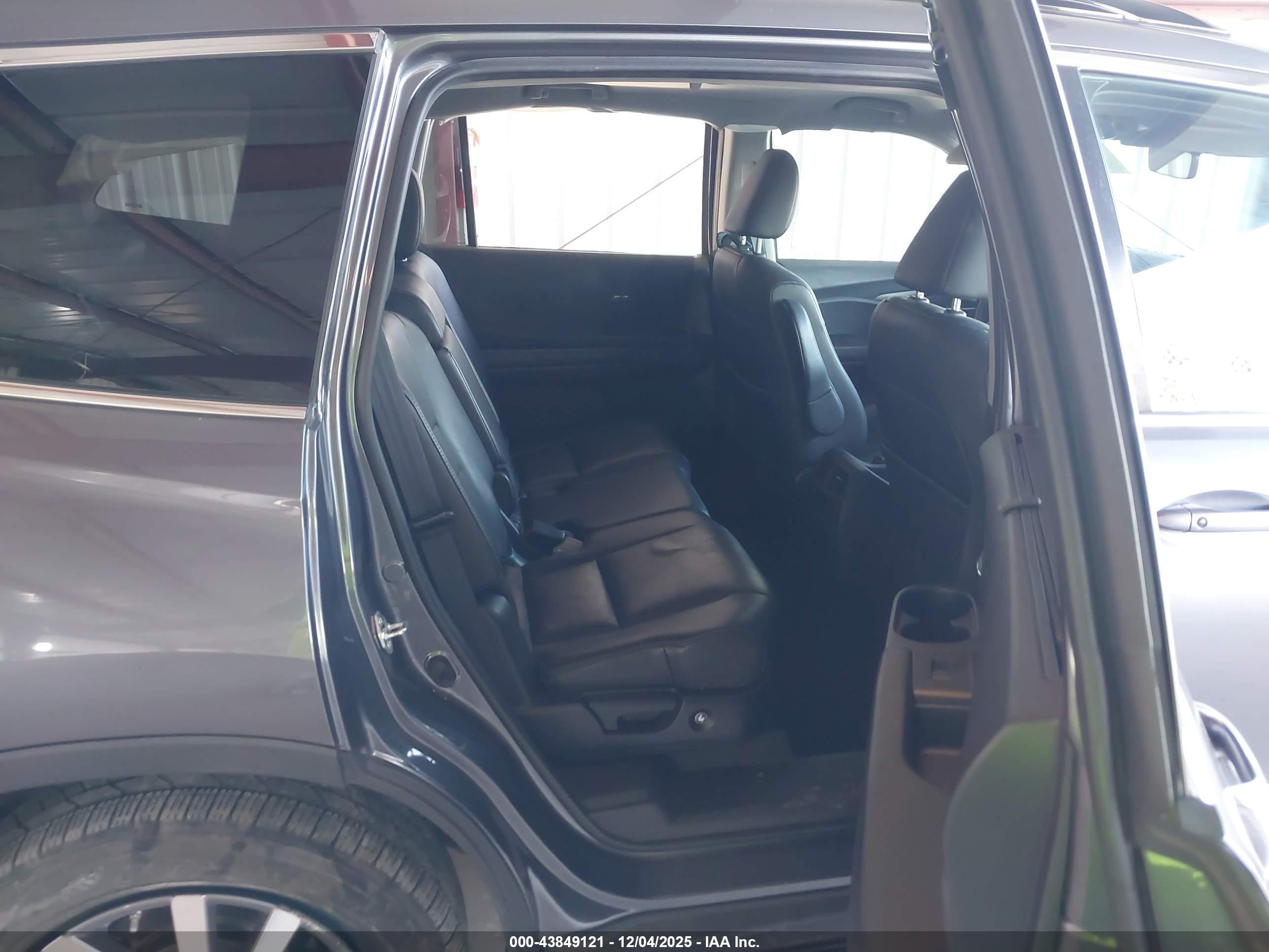 HONDA PILOT image 8
