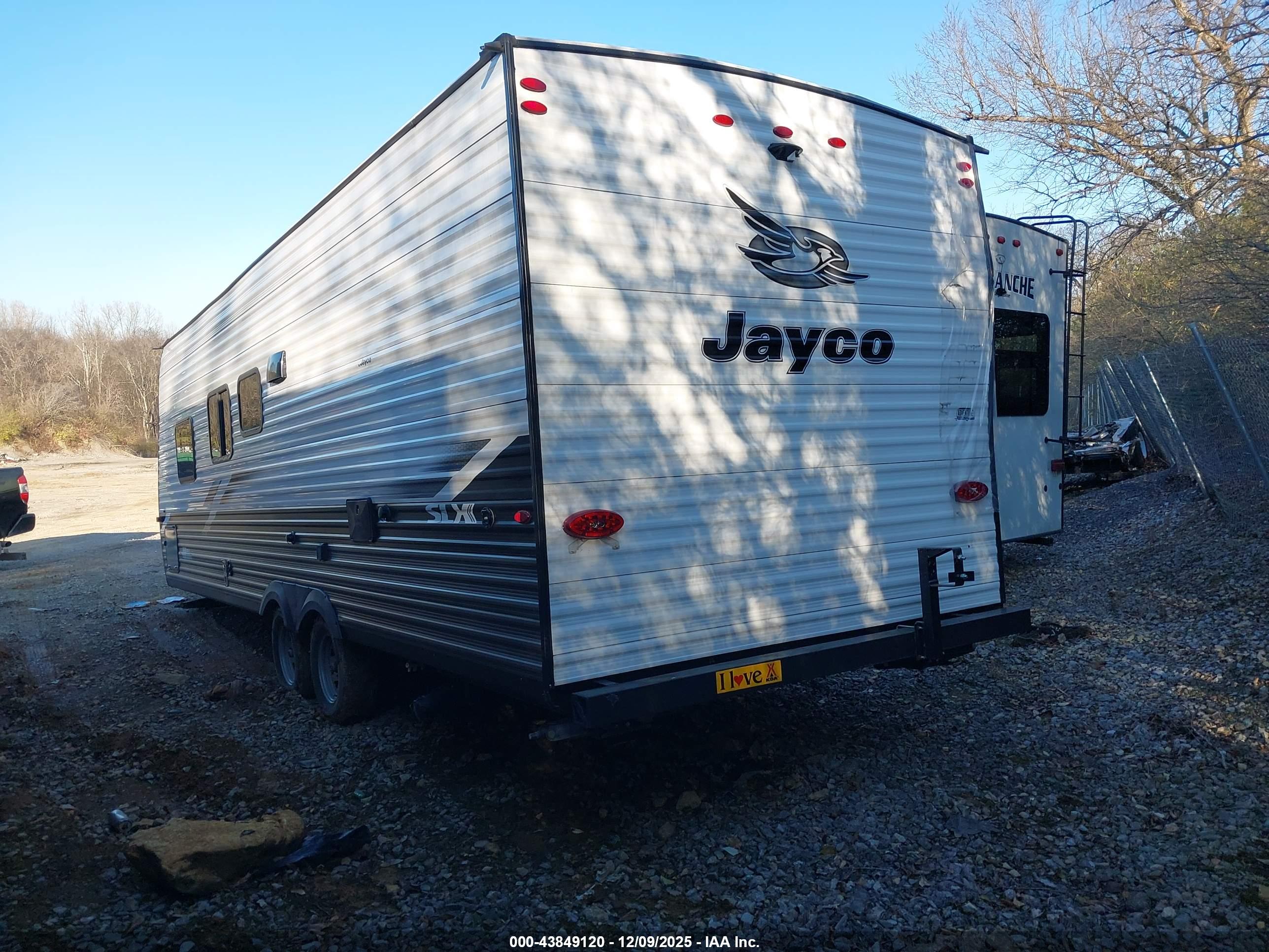 JAYCO TRAVEL image 3
