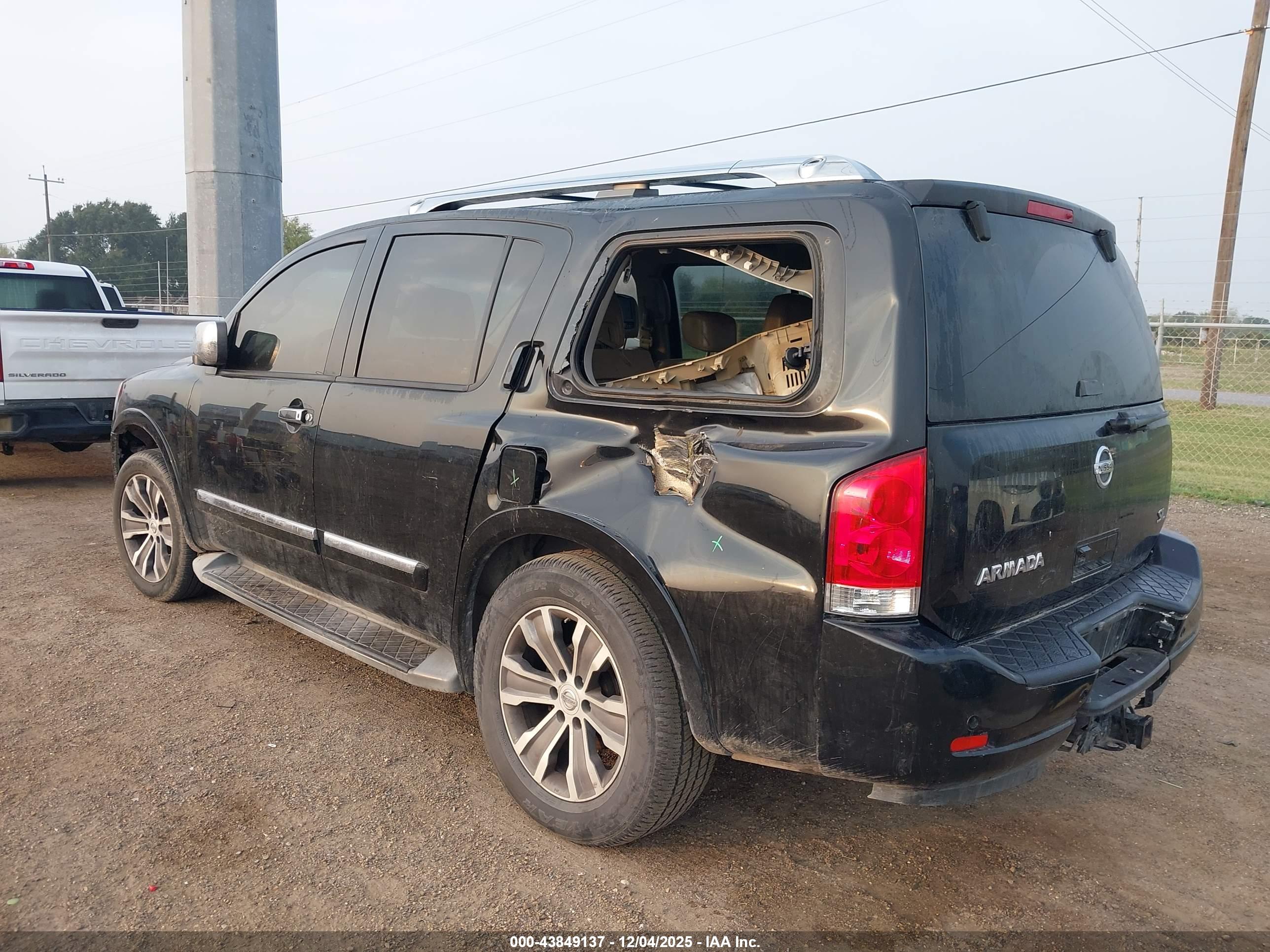 NISSAN ARMADA image 6