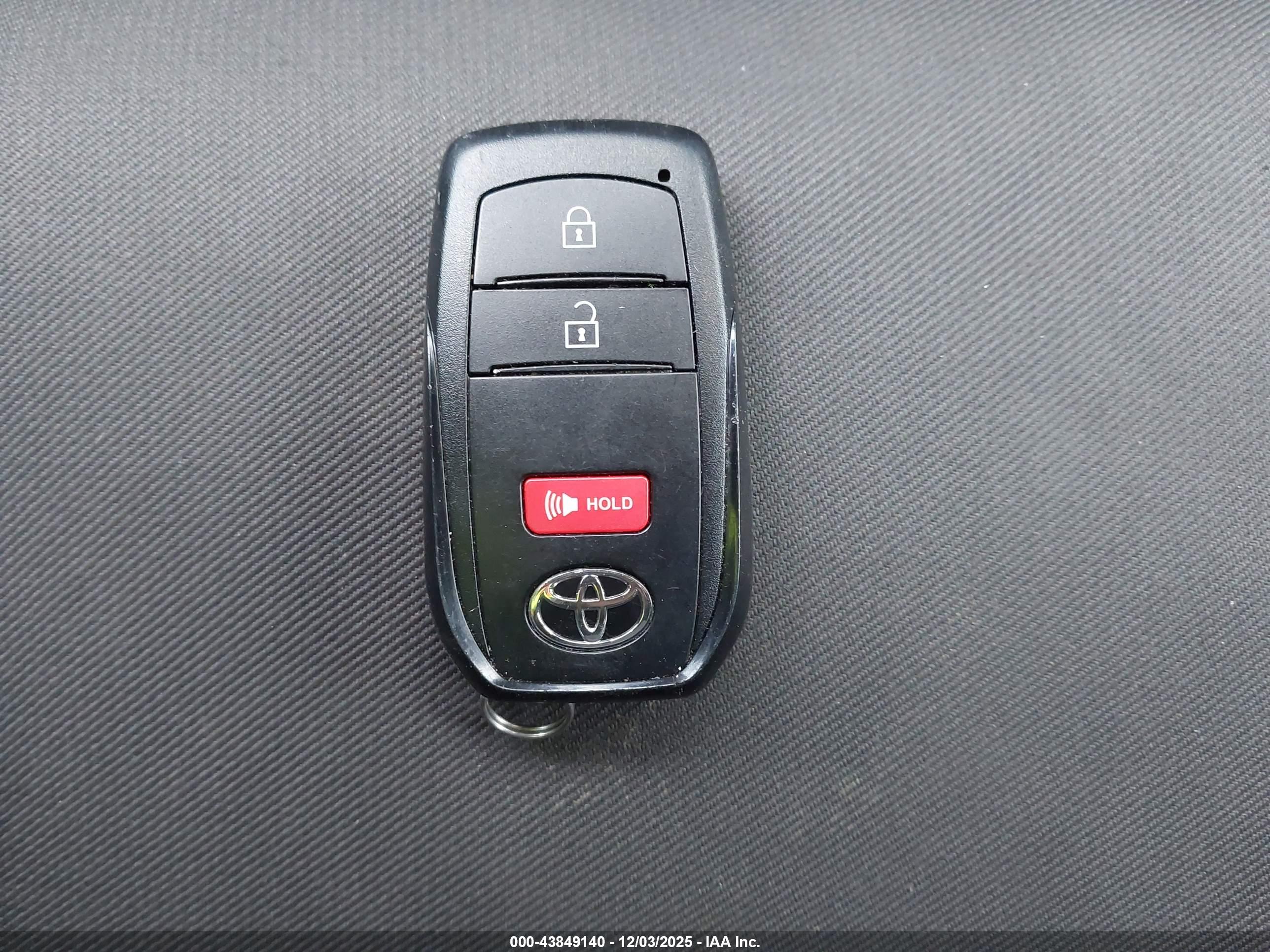 TOYOTA TACOMA image 11