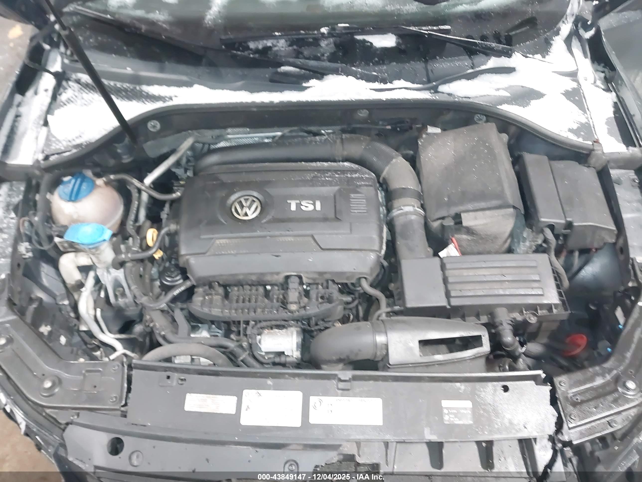 VOLKSWAGEN PASSAT image 10