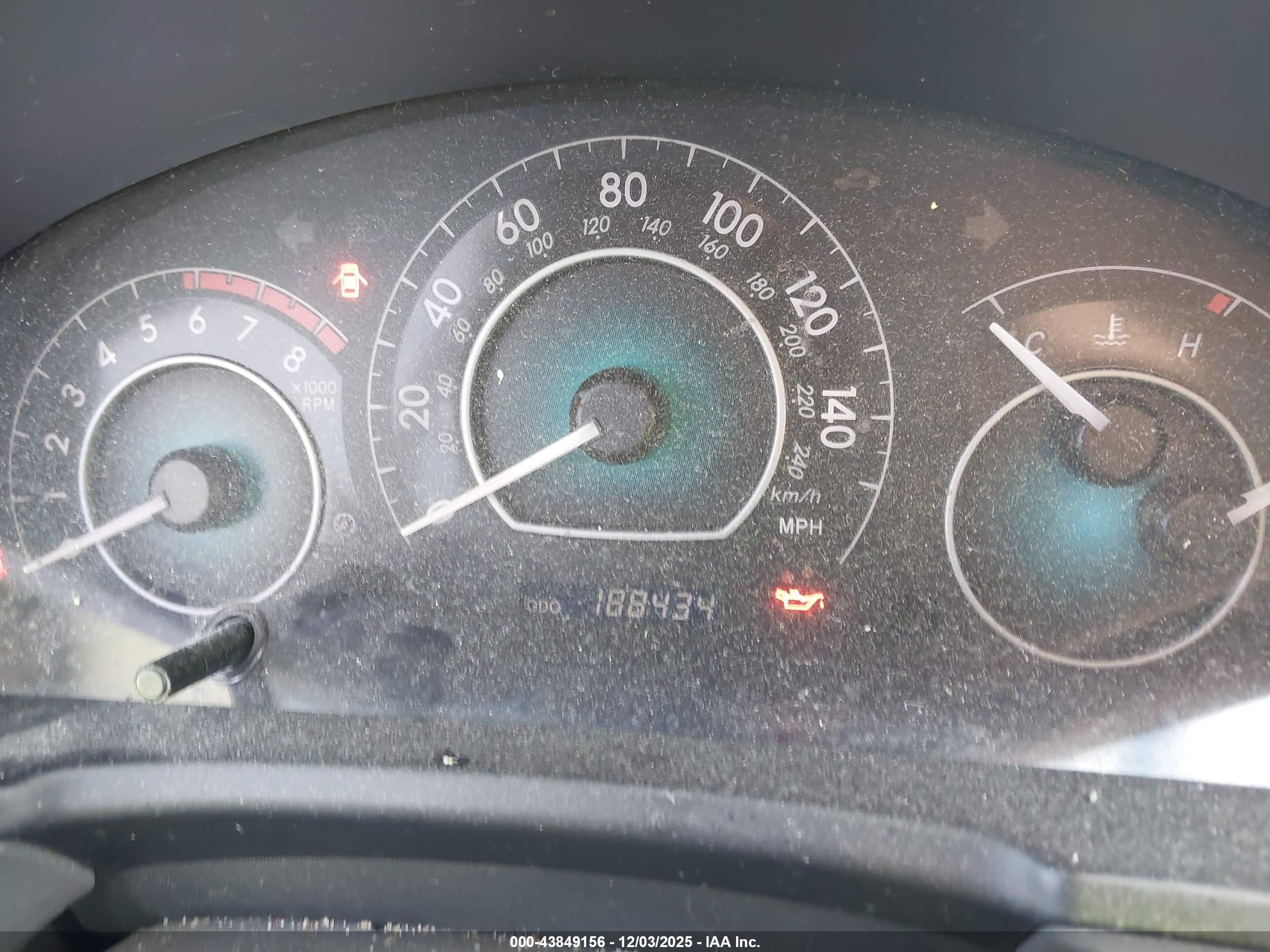 TOYOTA CAMRY image 7