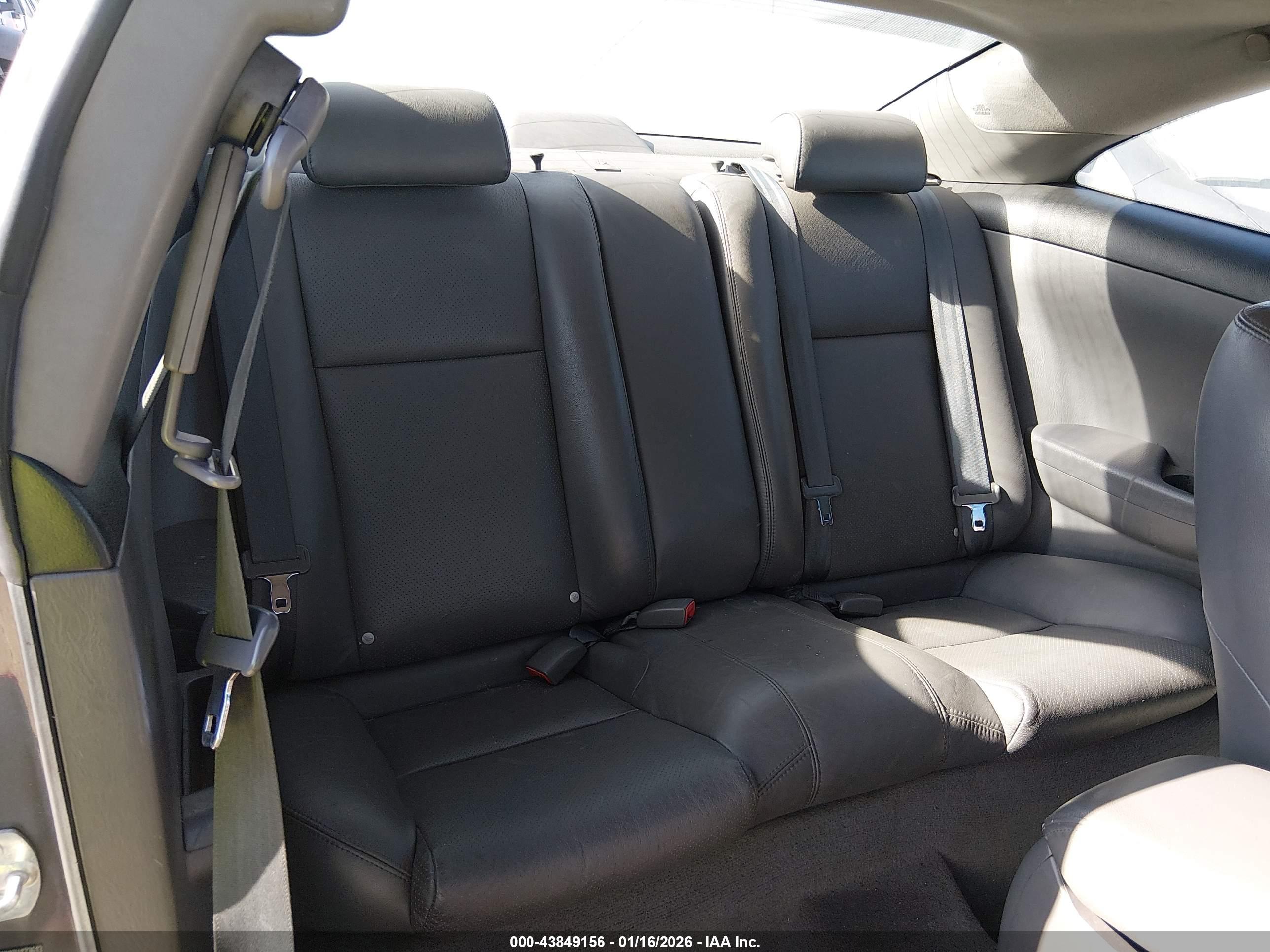 TOYOTA CAMRY image 8