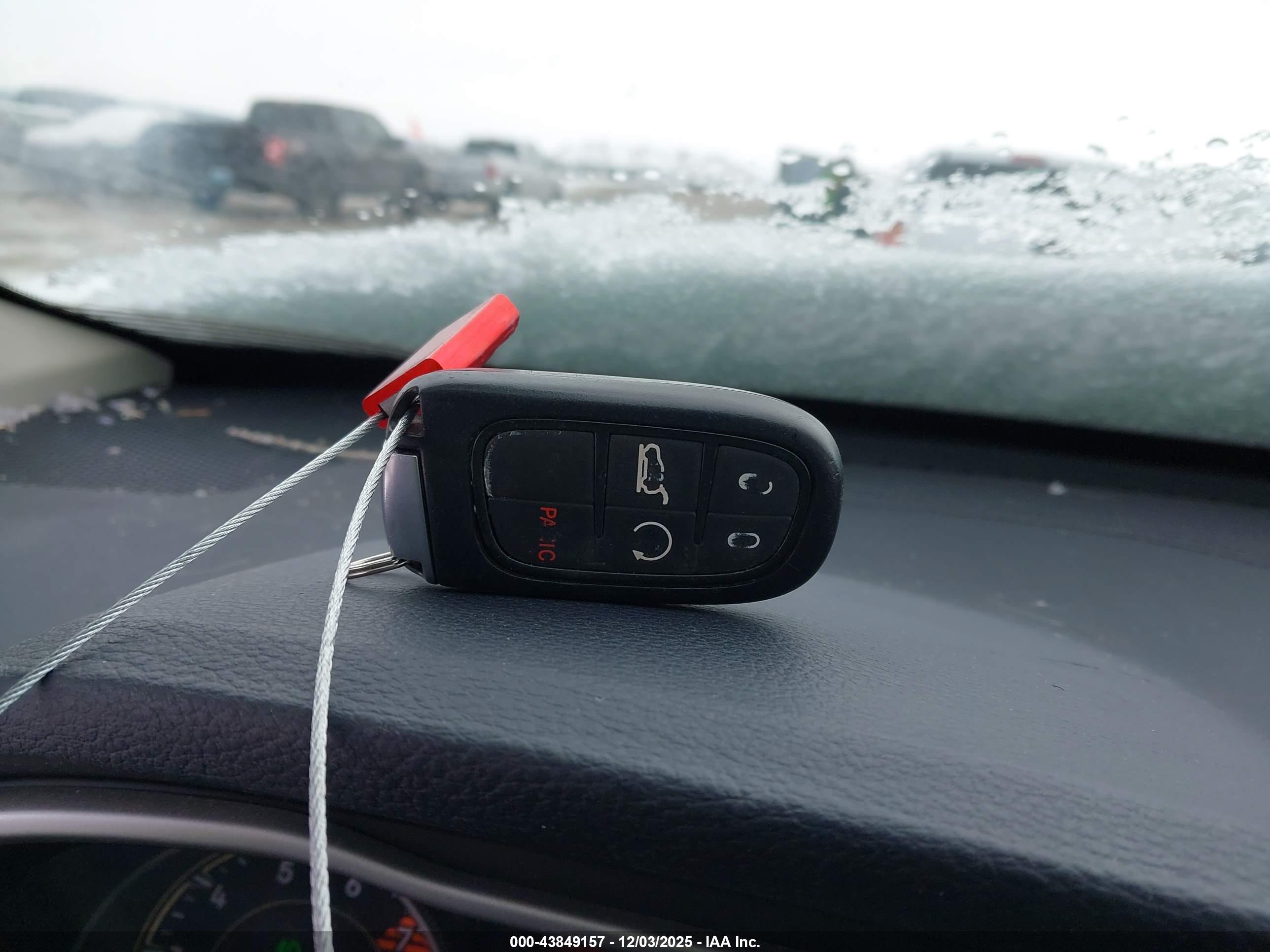 JEEP CHEROKEE image 11
