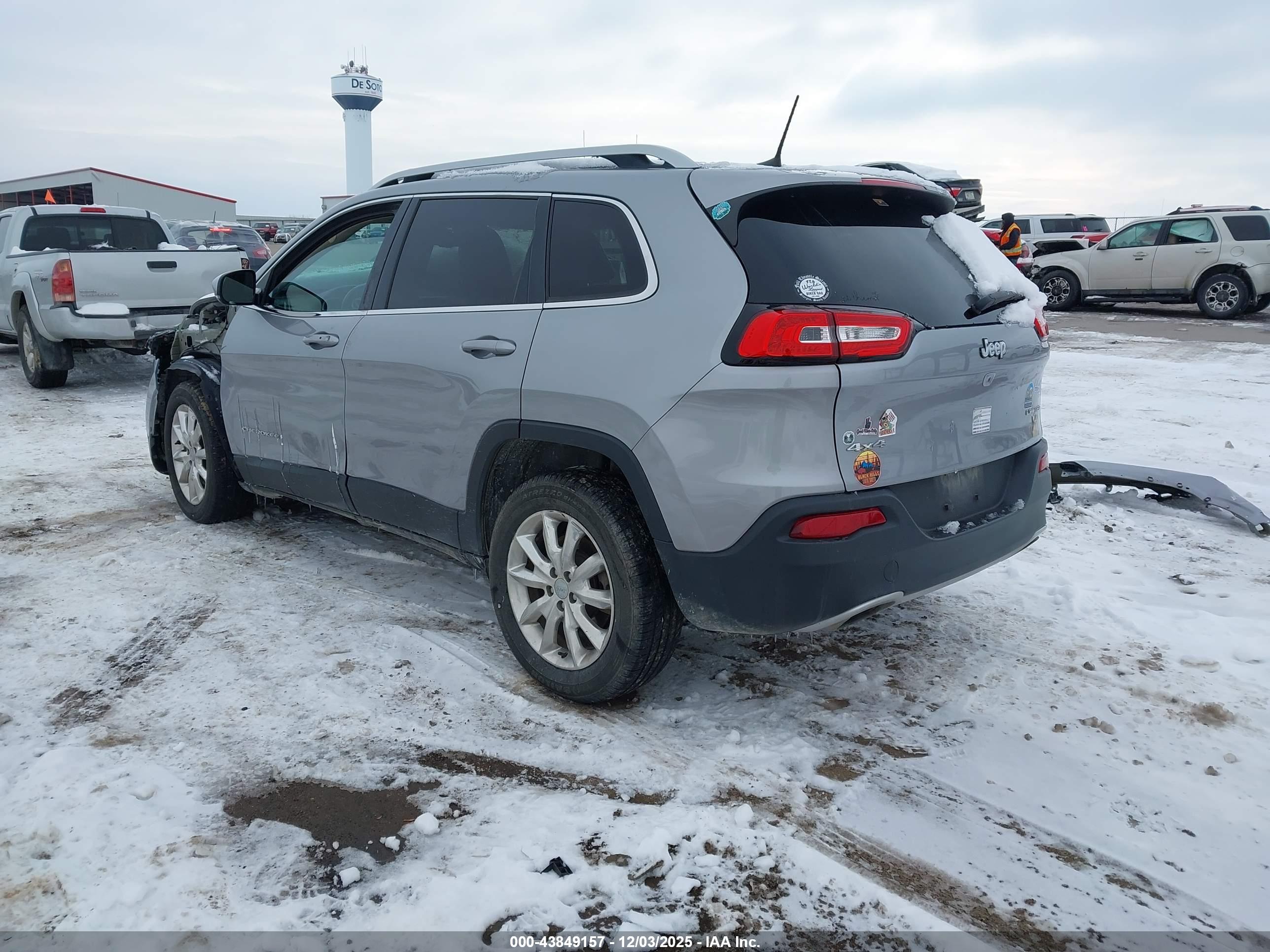 JEEP CHEROKEE image 3