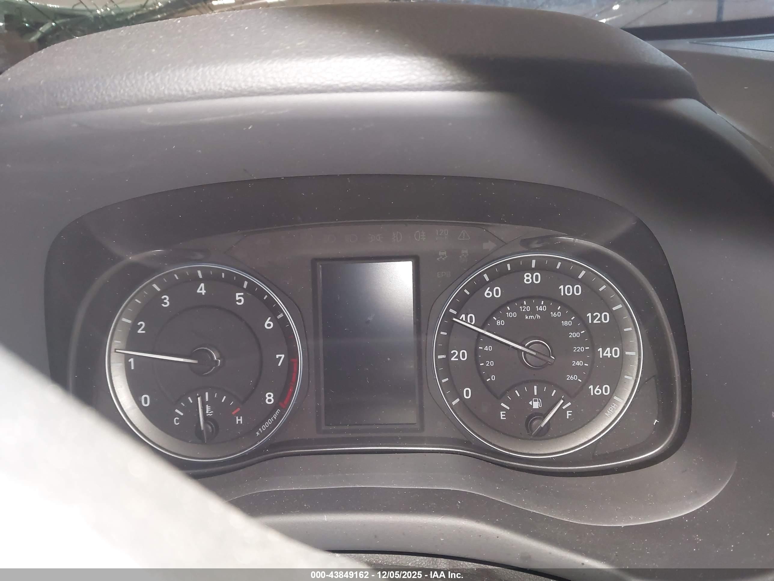 HYUNDAI KONA image 7