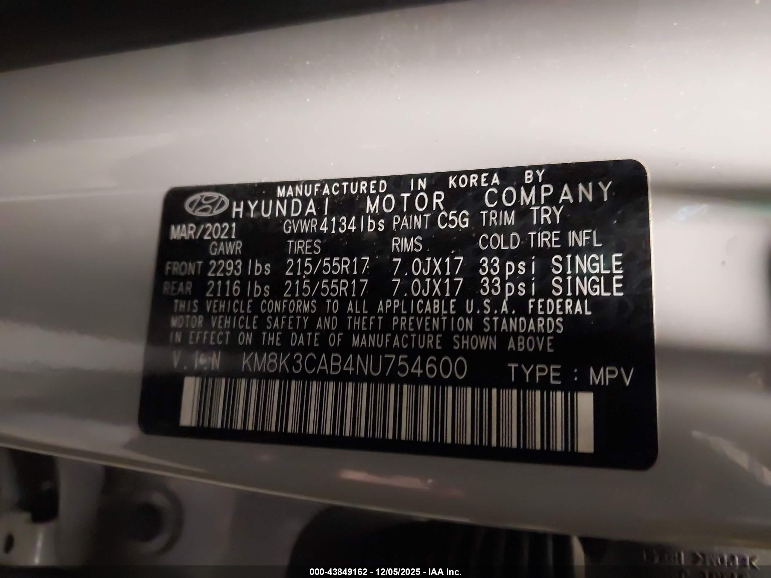 HYUNDAI KONA image 9