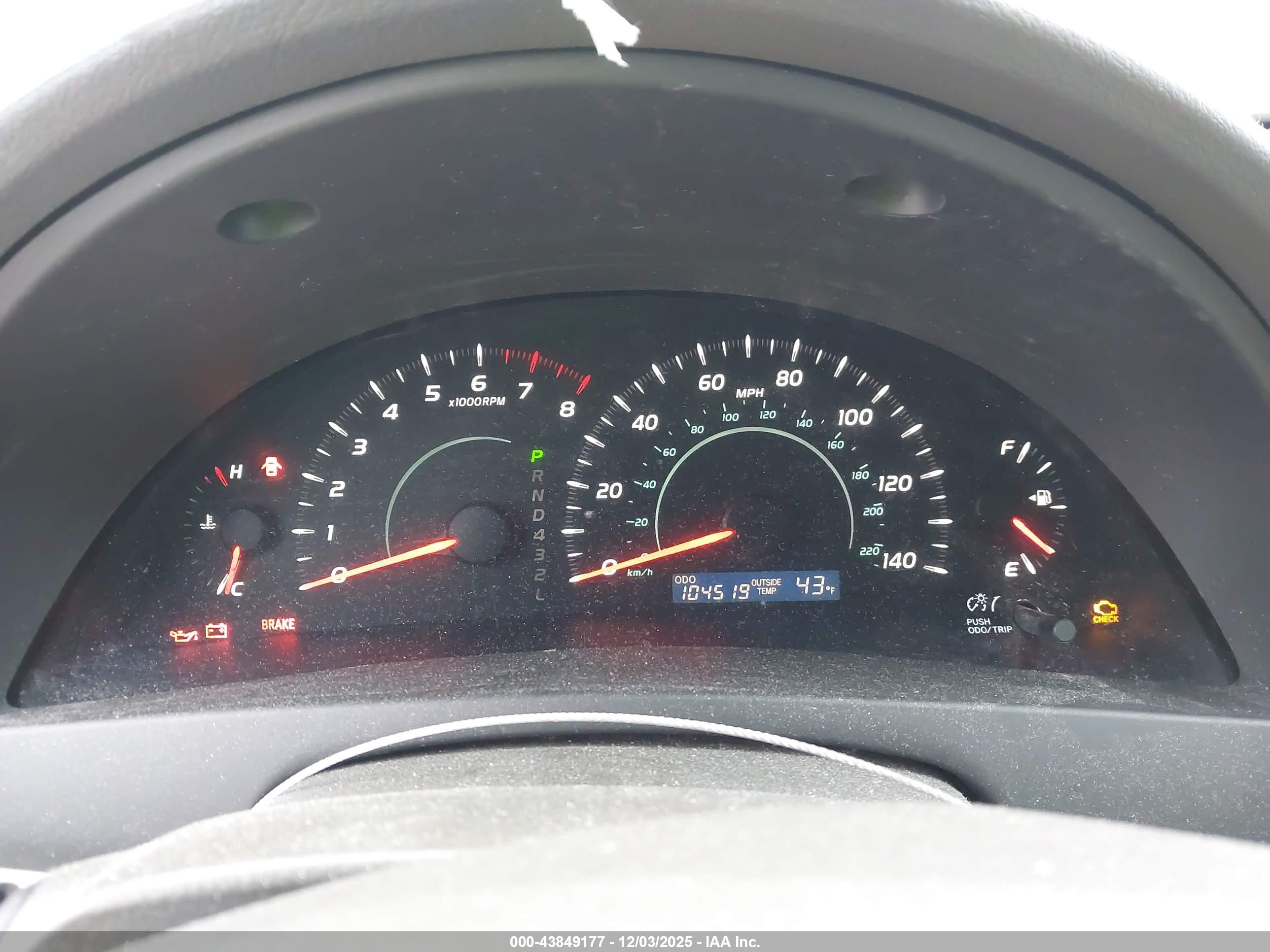 TOYOTA CAMRY image 7