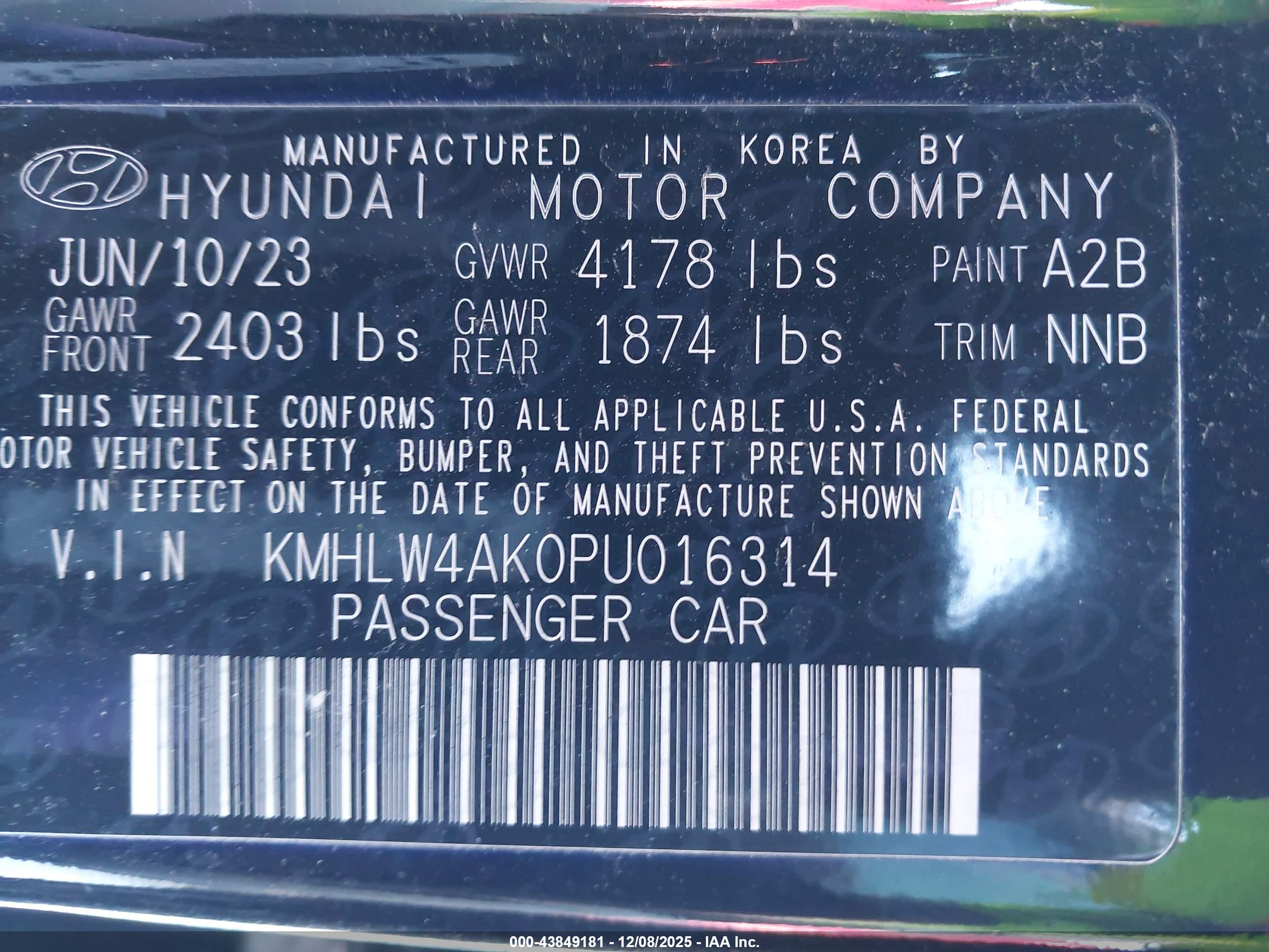 HYUNDAI ELANTRA image 9