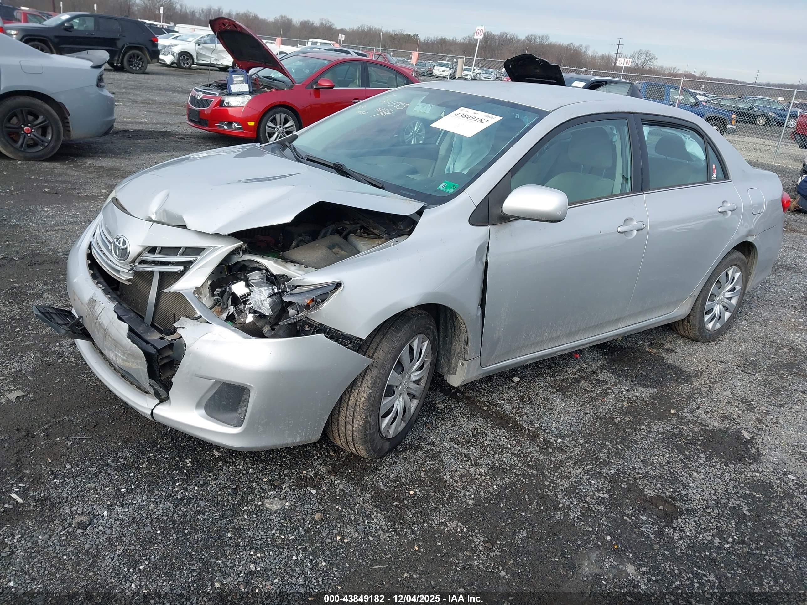 TOYOTA COROLLA image 2